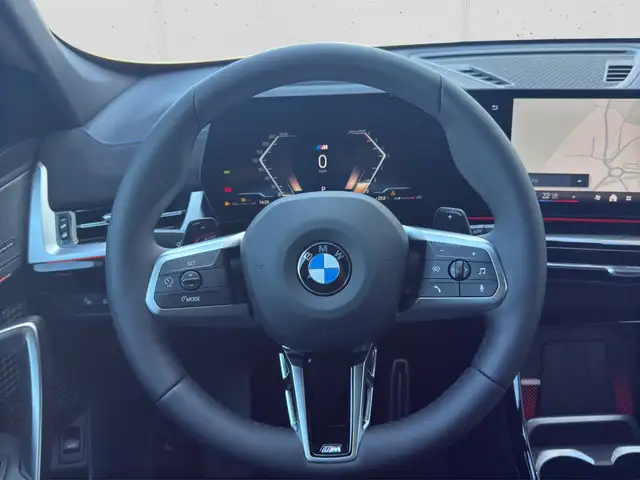 BMW X1 view 11