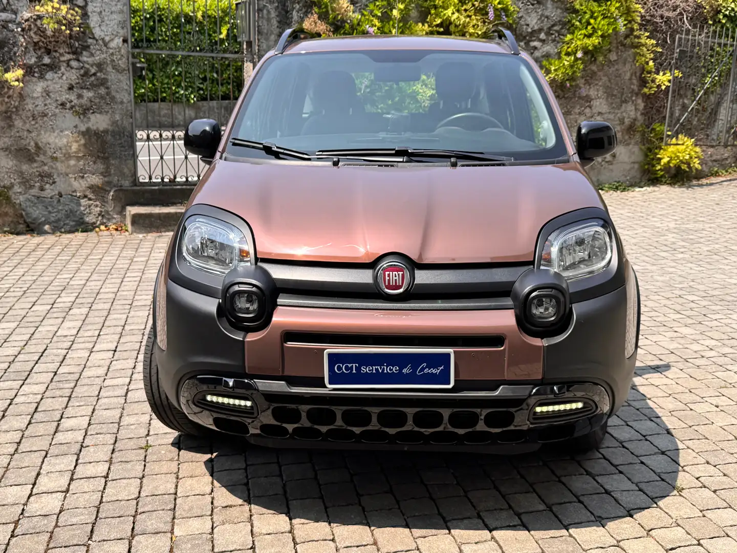 Fiat Panda 1.2 City Cross TRUSSARDI Braun - 2