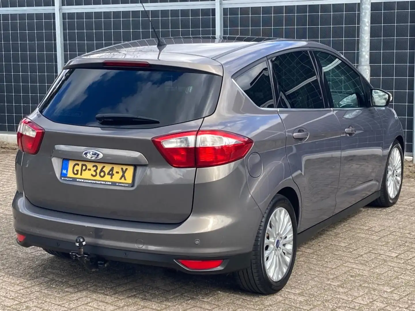 Ford C-Max 1.6 EcoBoost Pano-cruise-clima-trekhaak Bruin - 2
