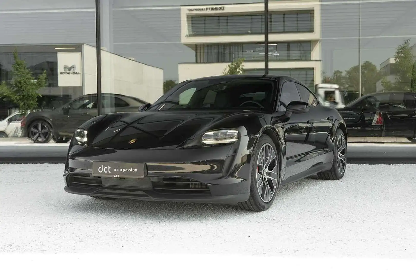 Porsche Taycan PerfBatt Pano 20\u0027Turbo Camera 22KW Privacy Noir - 1