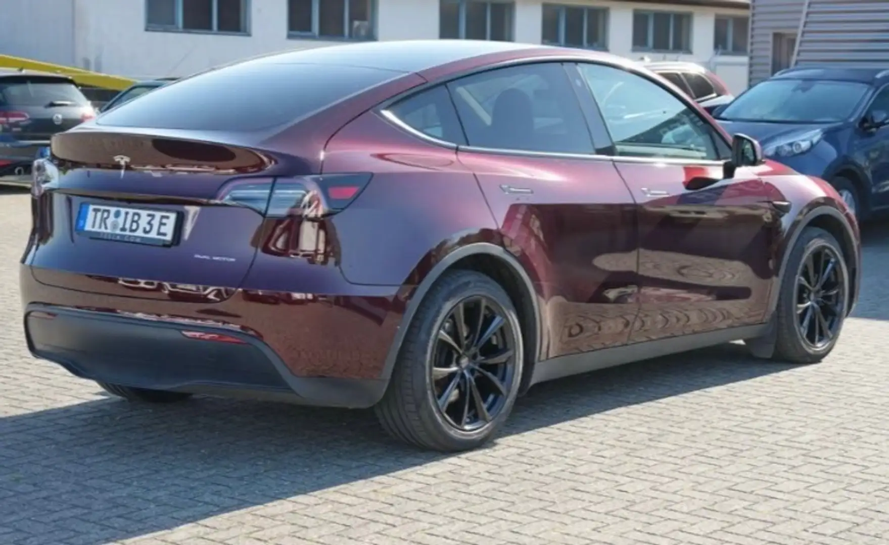 Tesla Model Y Model Y Long Range Dual Motor AWD - 2