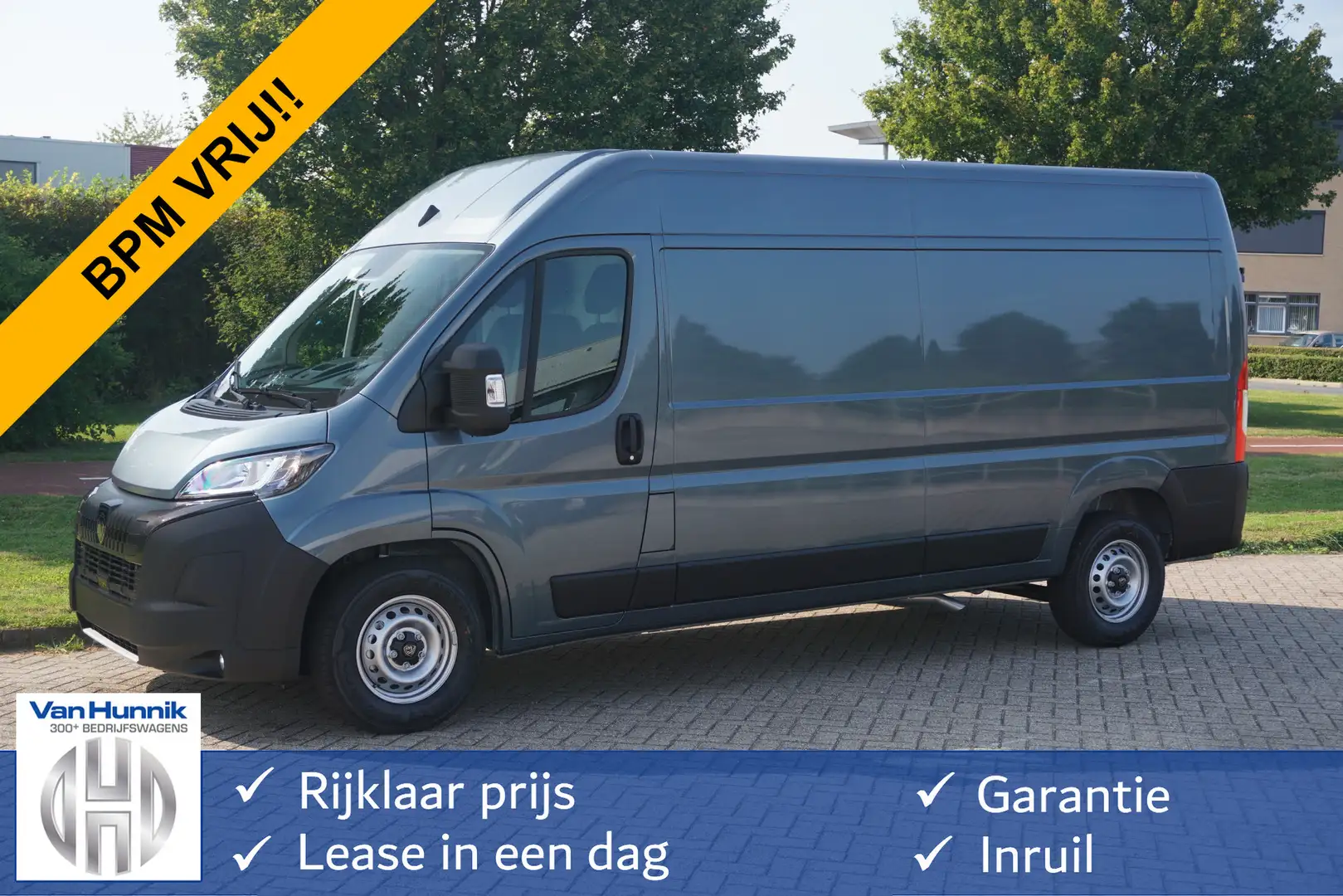 Peugeot Boxer 35+ Heavy 2.2HDI 180PK EAT8 Automaat L3H2 BPM VRIJ Grijs - 1