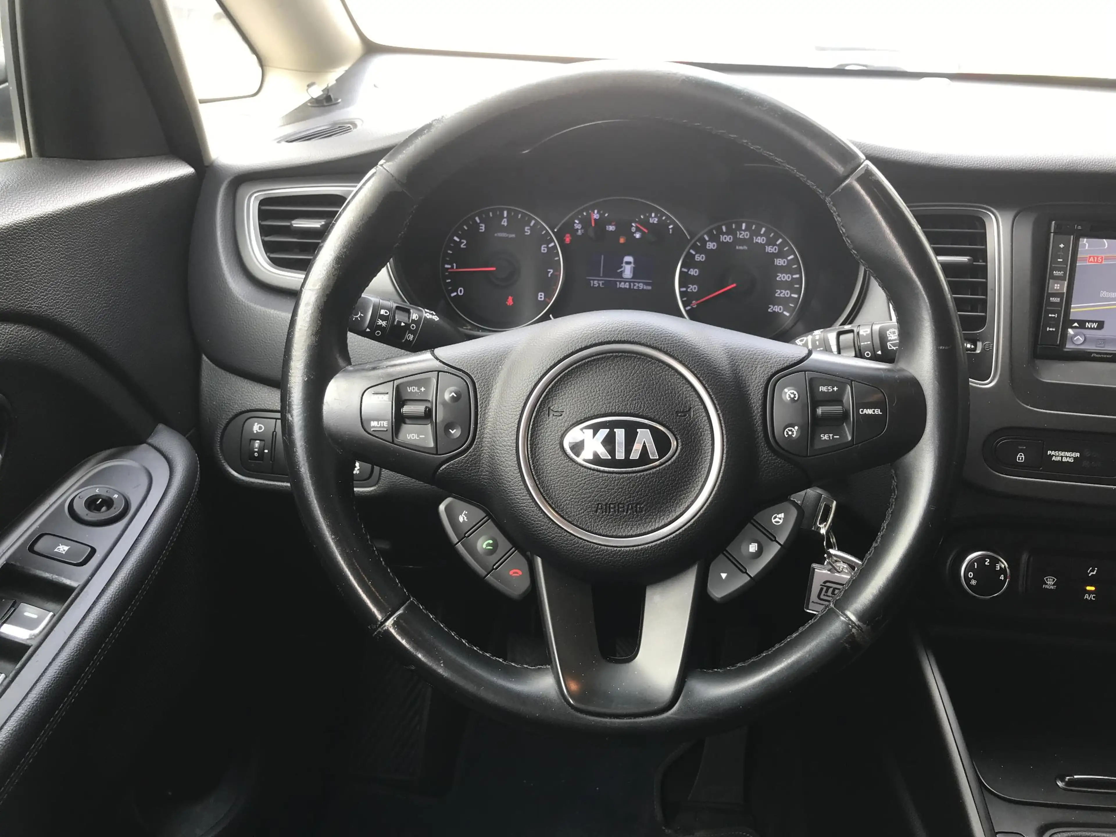 Kia Carens 1.6 ComfortLine 7 persoons — photo 11
