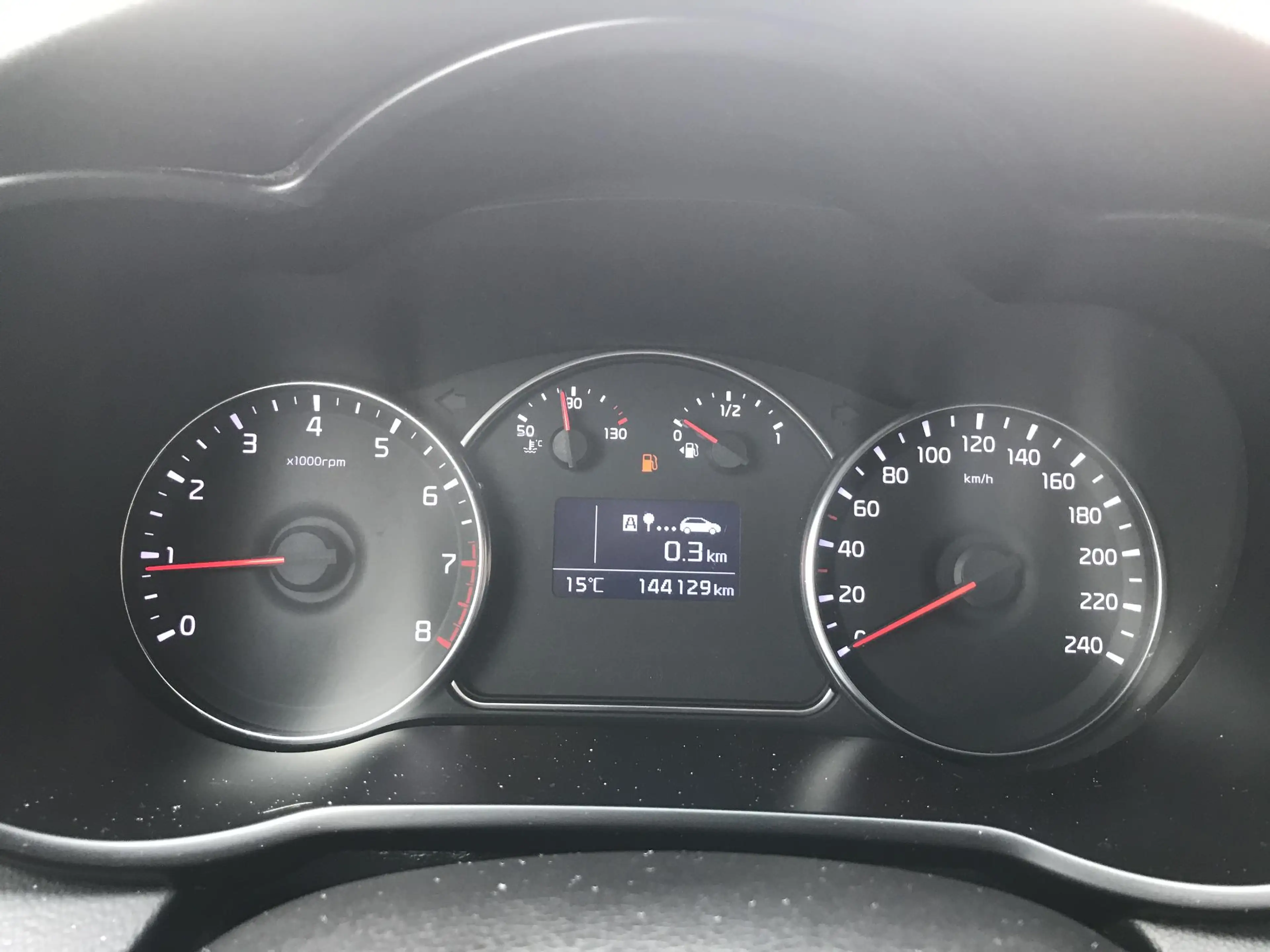 Kia Carens 1.6 ComfortLine 7 persoons — photo 14