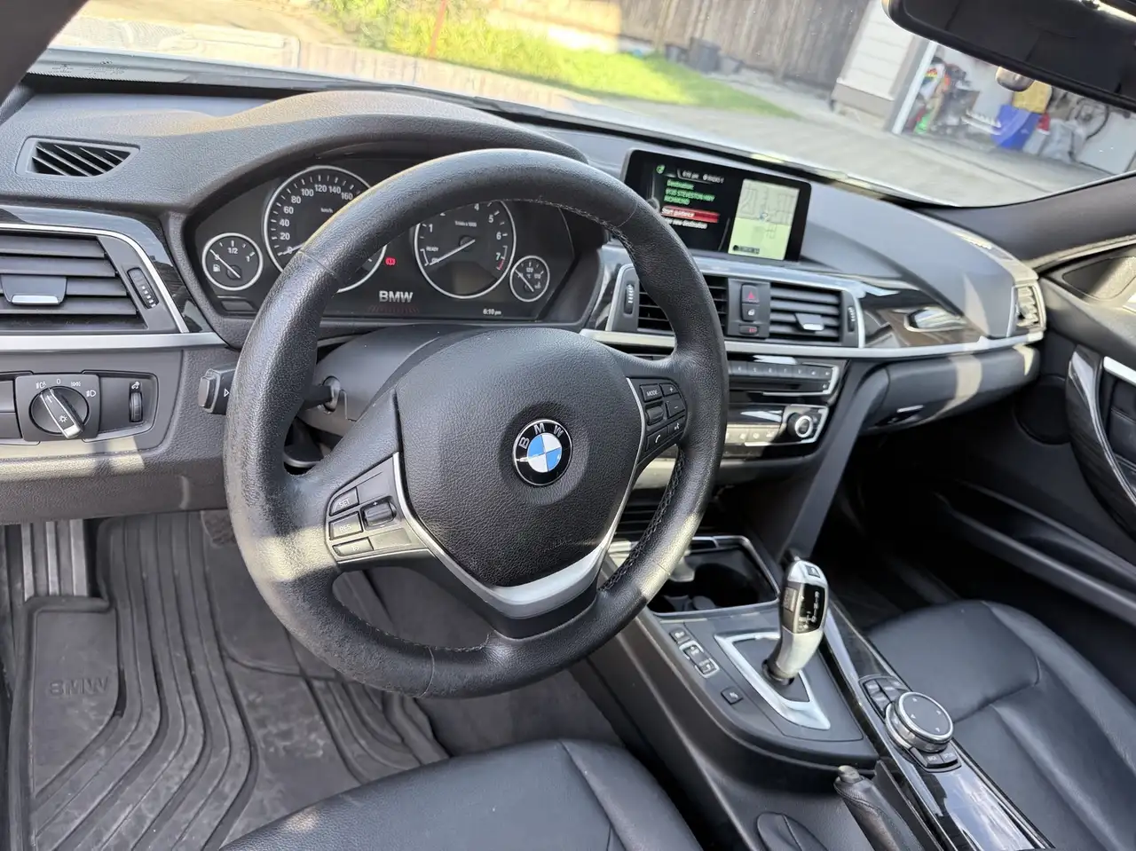 BMW 3 Series photo BMW 3 Series
