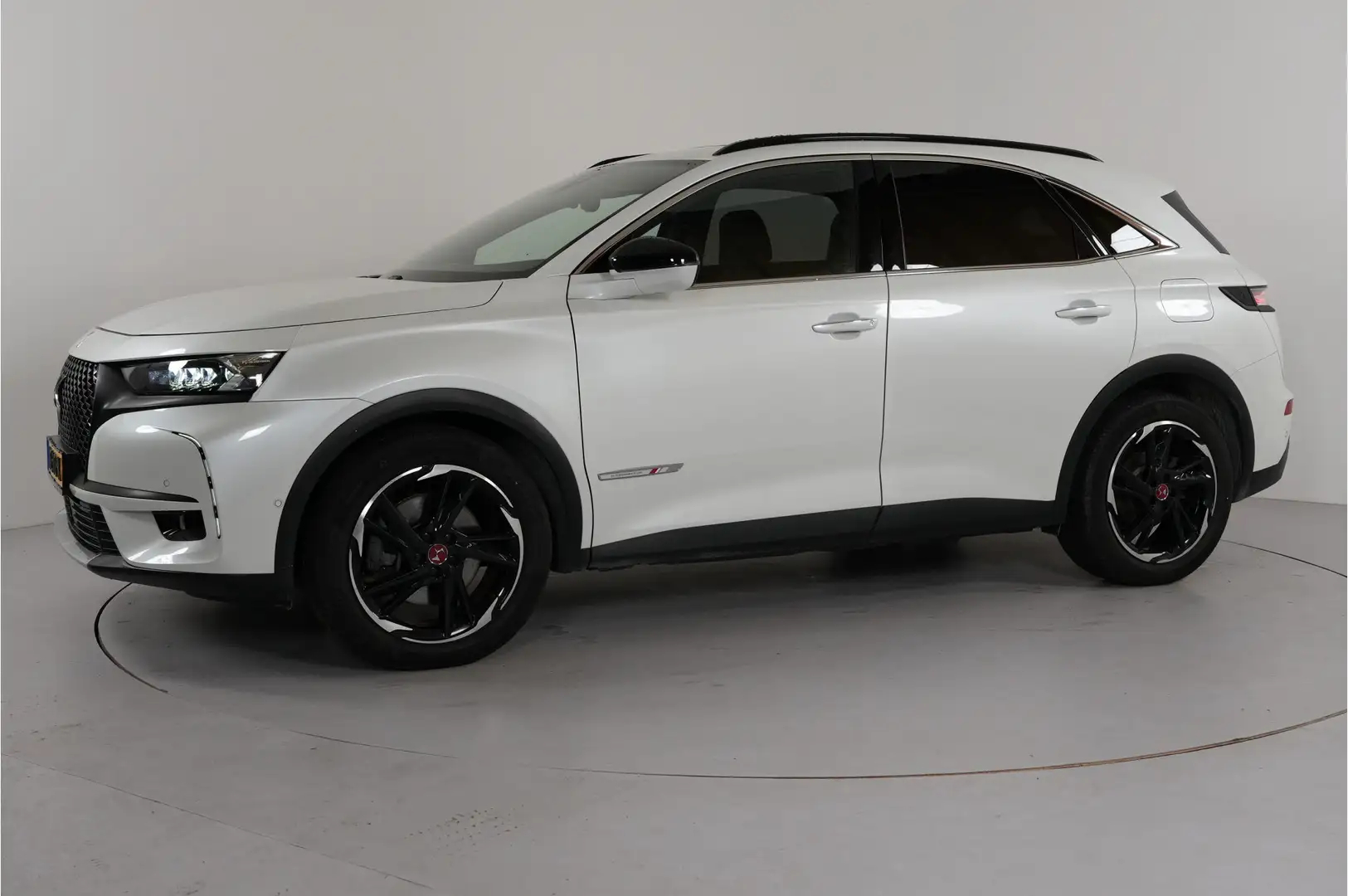 DS Automobiles DS 7 E-Tense 1.6 PHEV 225 pk Performance Line | Pano | Wit - 2