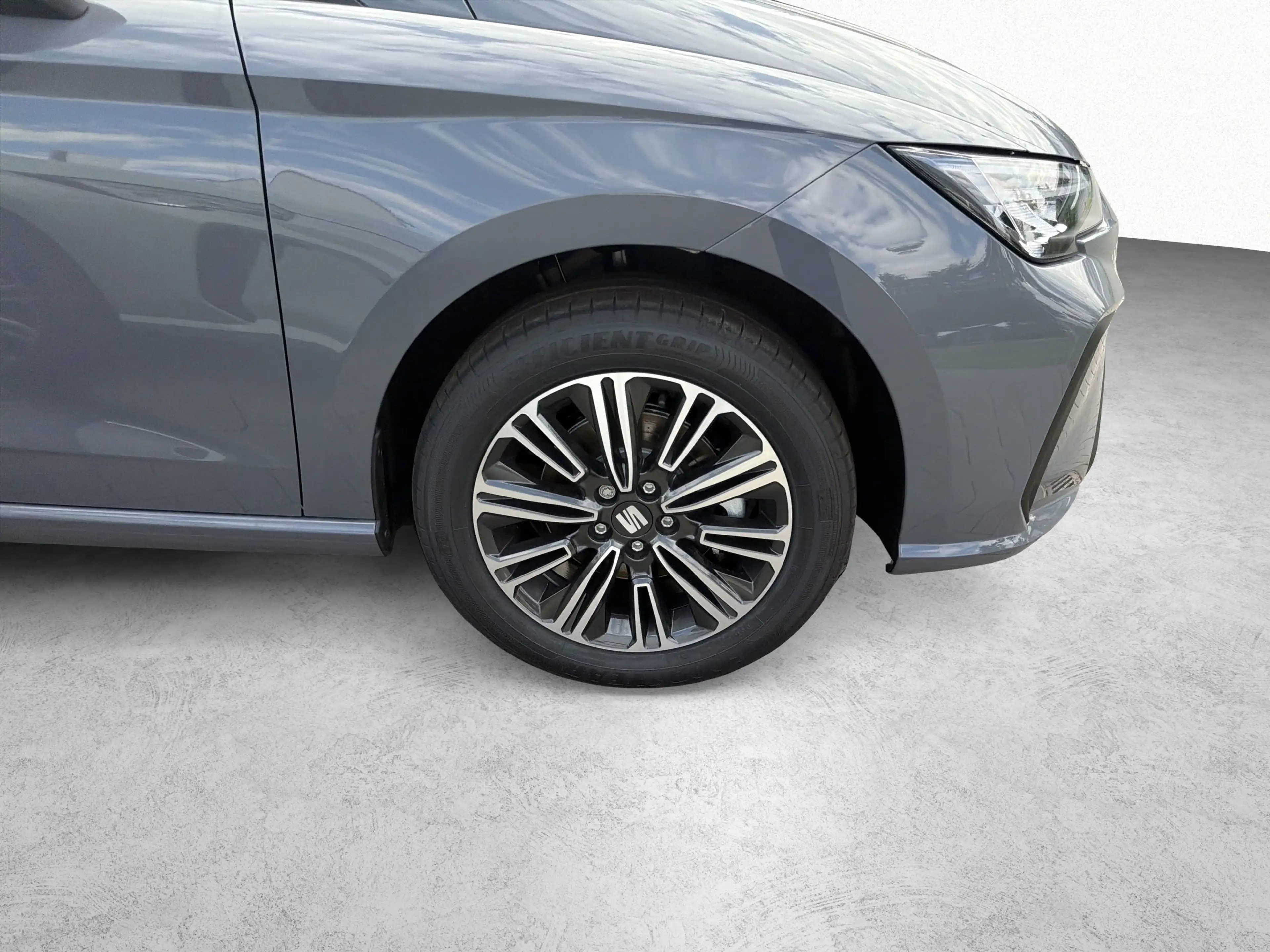 SEAT Ibiza 1.0 TSI DSG FR KESSY SPORTS VIRTUAL COCKPT — photo 4