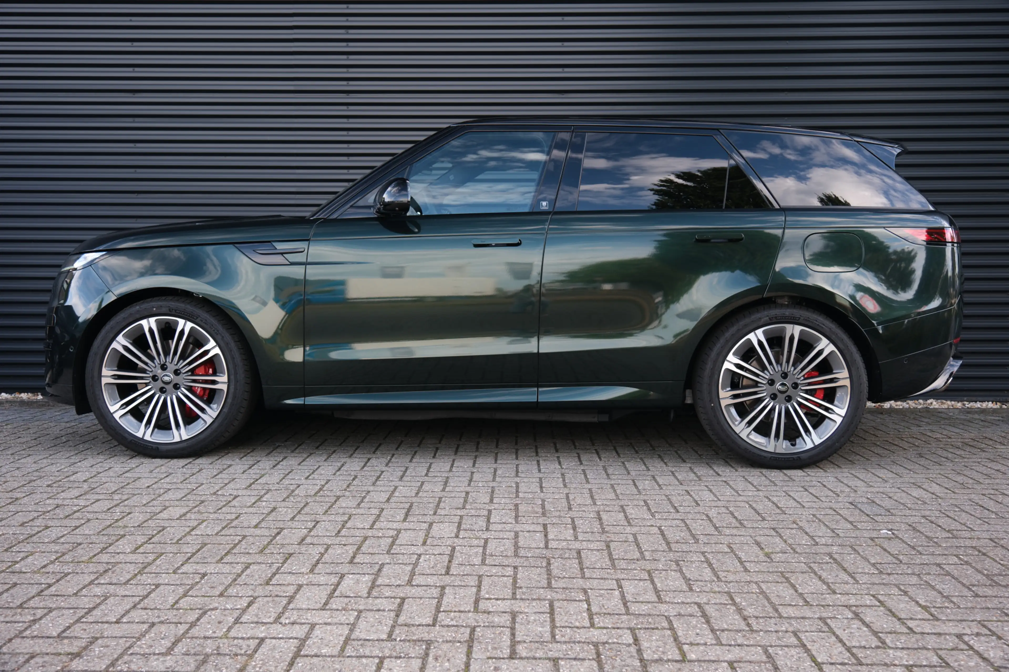 Land Rover Range Rover Sport P460e Dynamic SE | NP € 138.713,- | Britisch Racin — photo 2