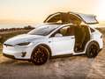 Tesla Model X Model X Performance Blanc - thumbnail 1