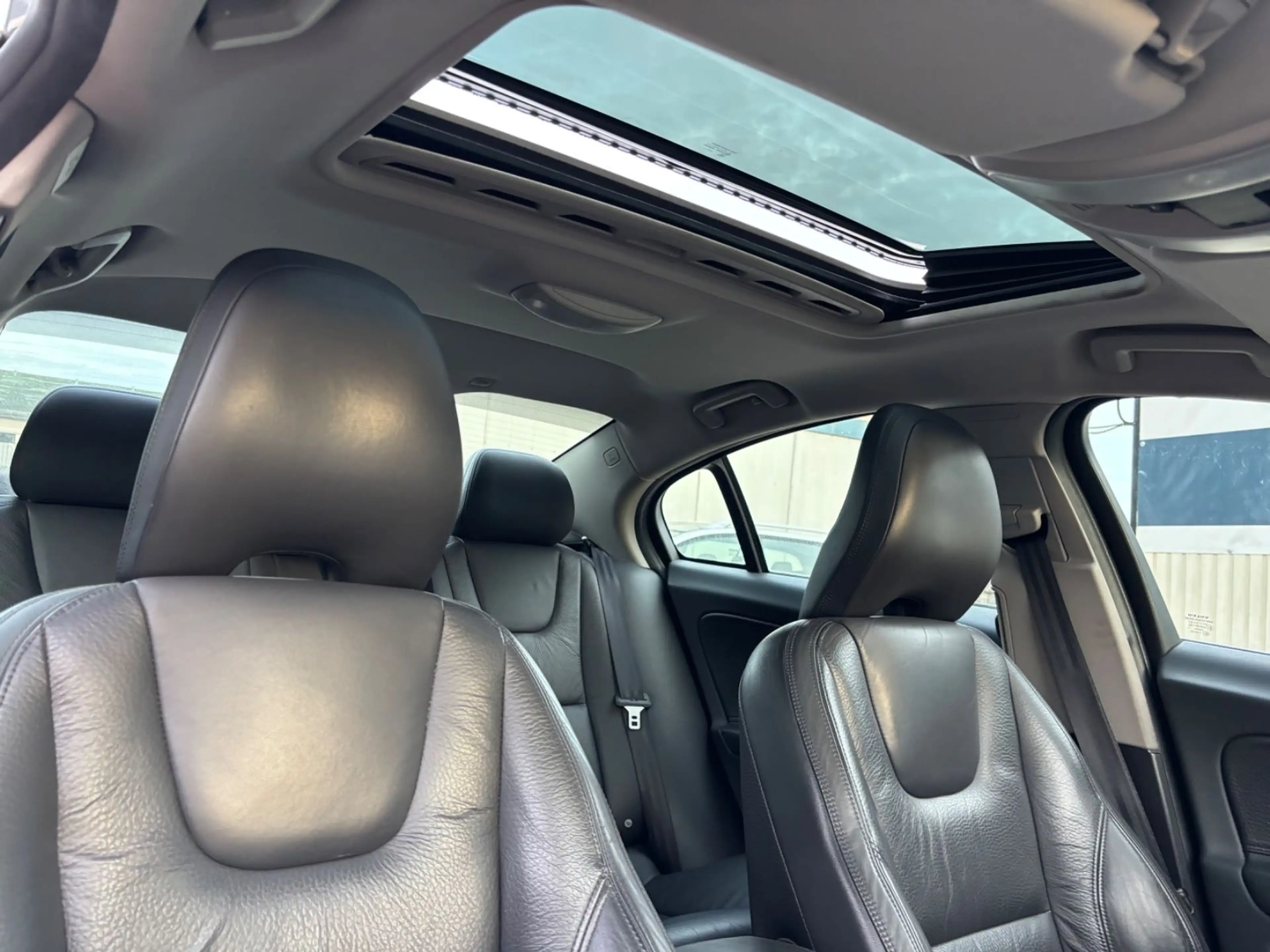 Volvo S60 2.0 T5 Summum Klima Automatik Leder Navi Kamera — photo 15