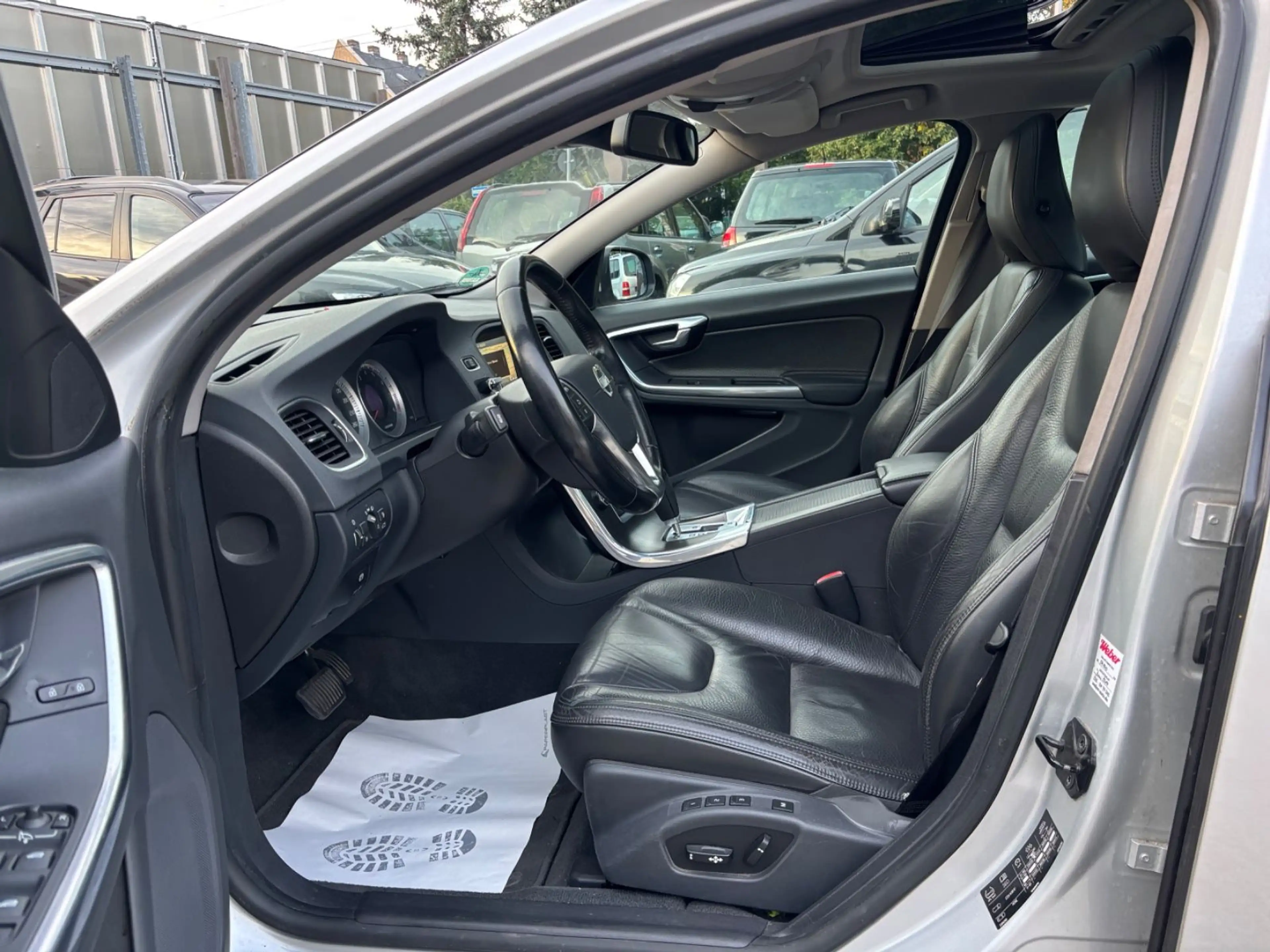 Volvo S60 2.0 T5 Summum Klima Automatik Leder Navi Kamera — photo 8