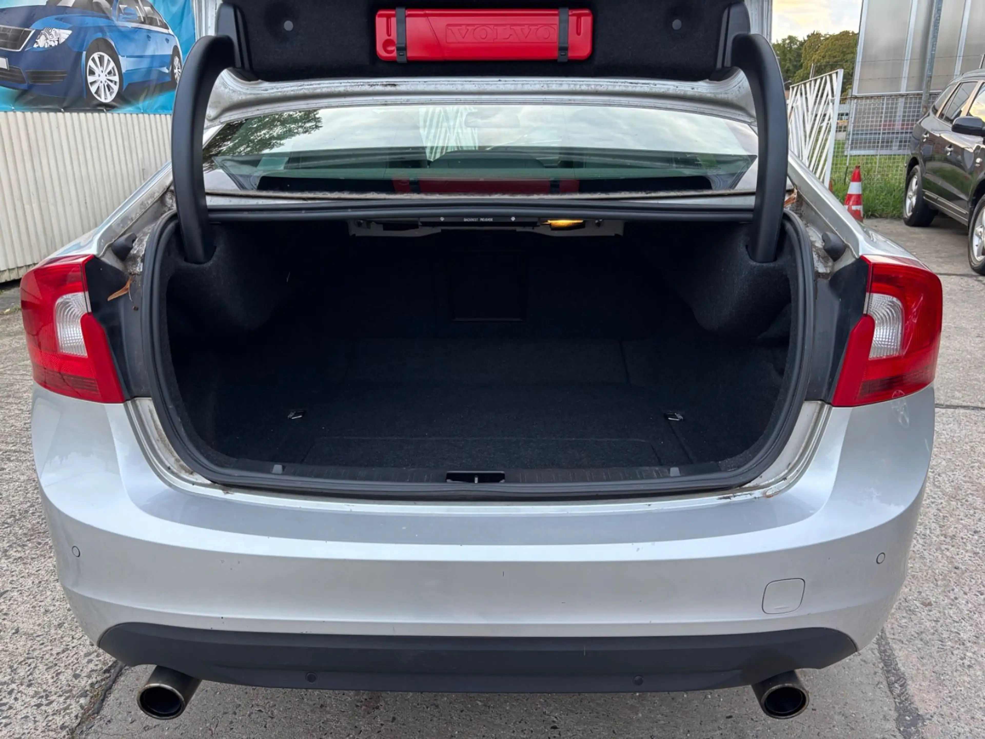 Volvo S60 2.0 T5 Summum Klima Automatik Leder Navi Kamera — photo 14