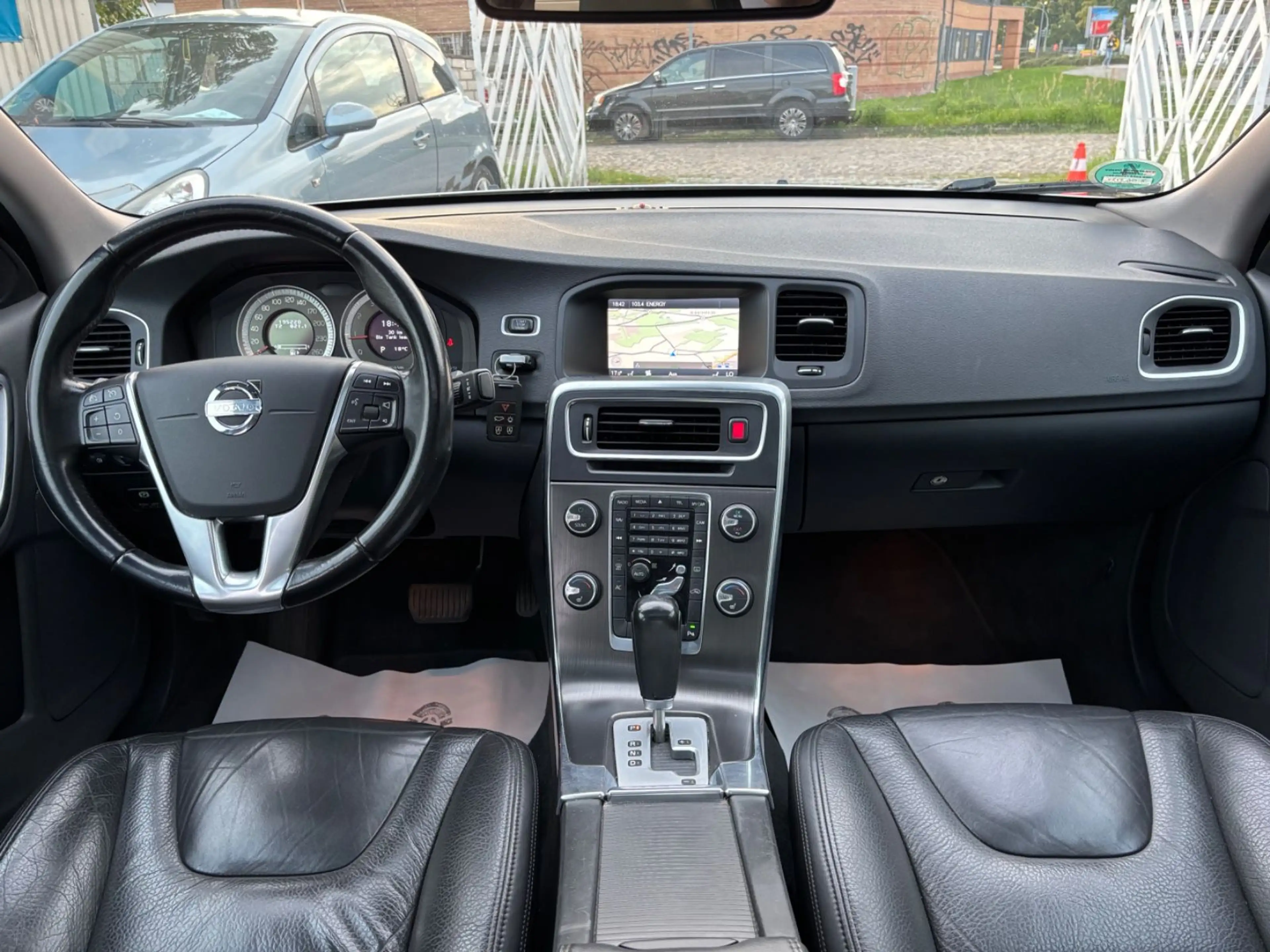 Volvo S60 2.0 T5 Summum Klima Automatik Leder Navi Kamera — photo 7