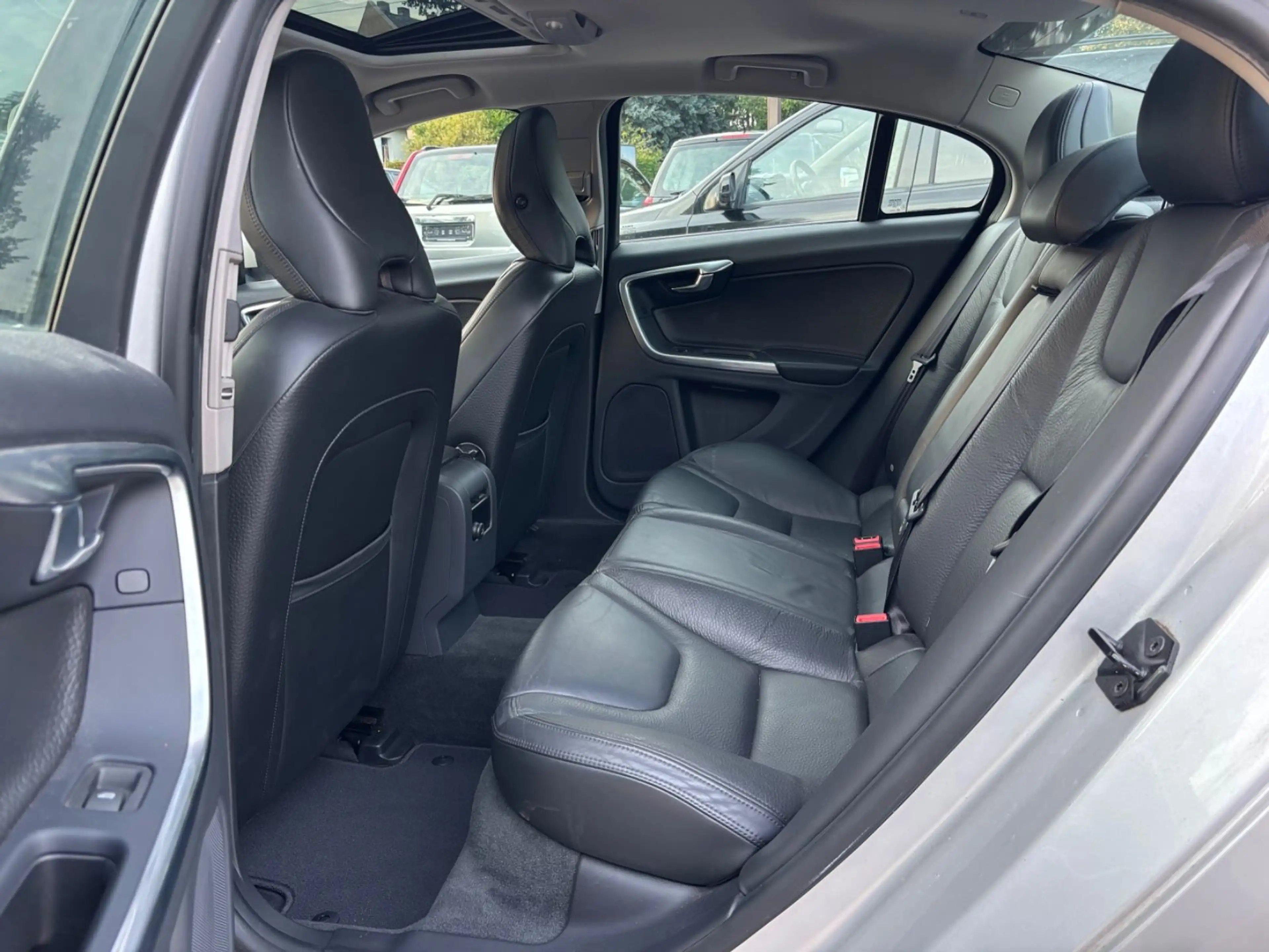 Volvo S60 2.0 T5 Summum Klima Automatik Leder Navi Kamera — photo 10