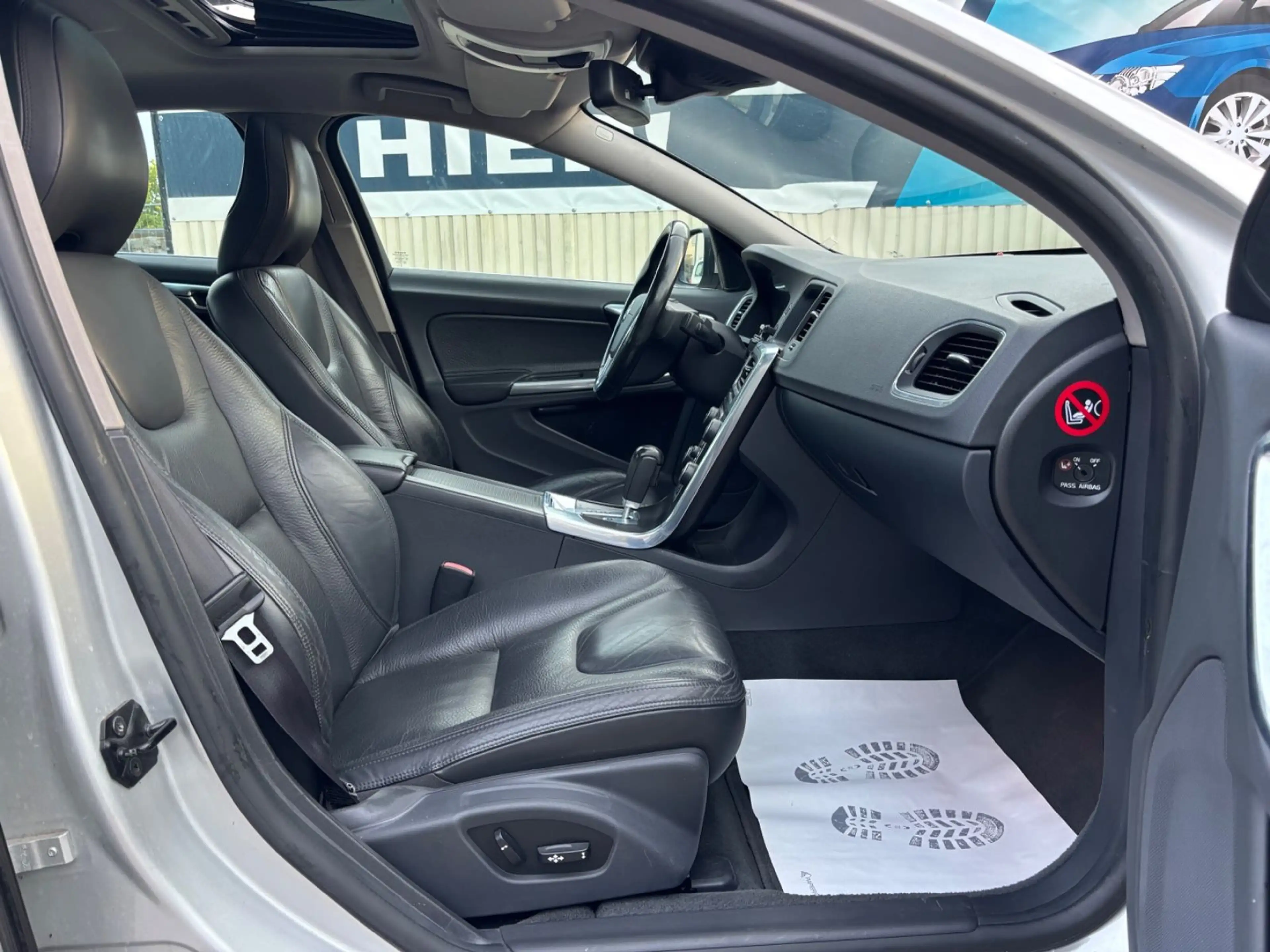 Volvo S60 2.0 T5 Summum Klima Automatik Leder Navi Kamera — photo 6