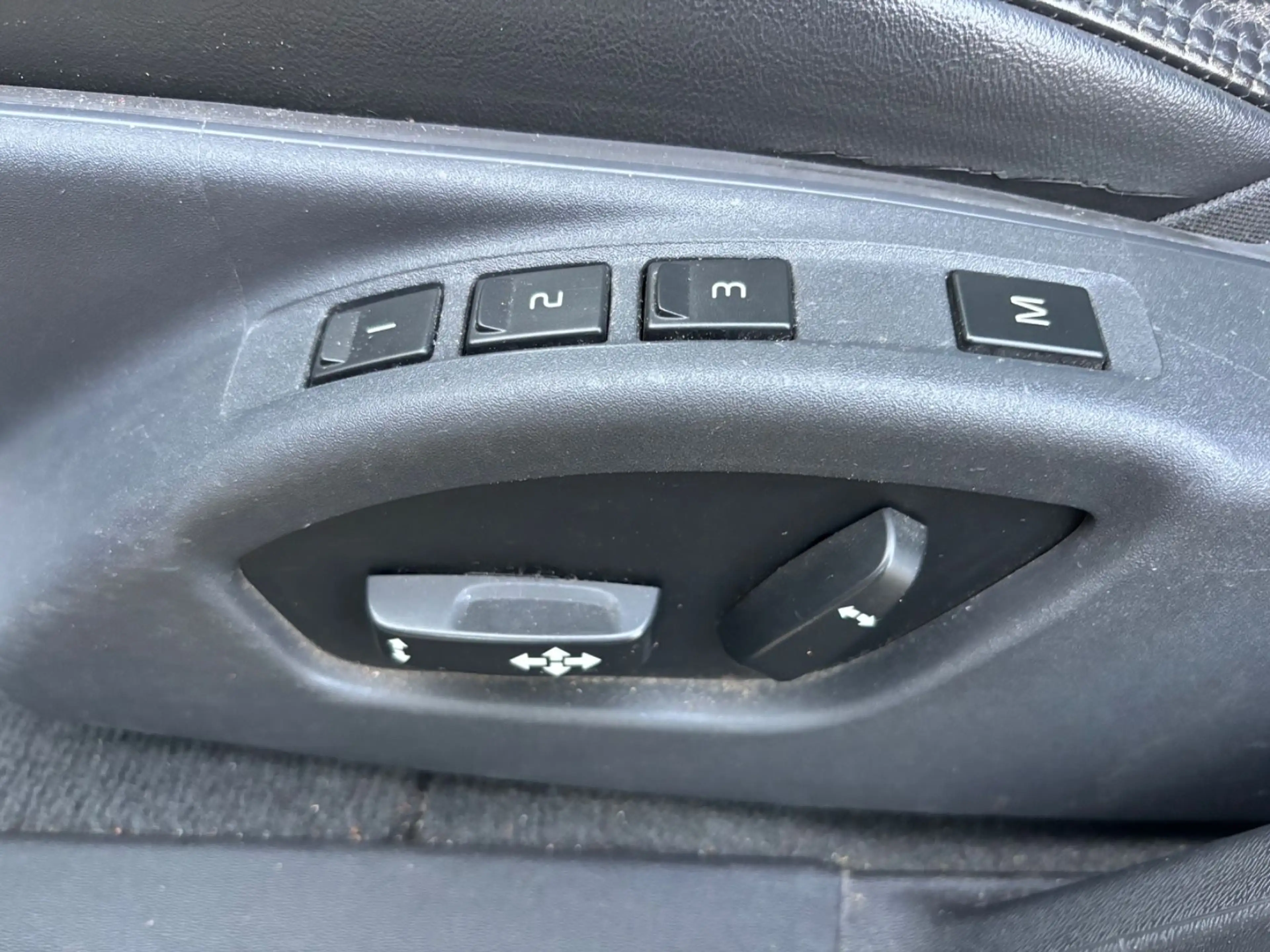 Volvo S60 2.0 T5 Summum Klima Automatik Leder Navi Kamera — photo 16