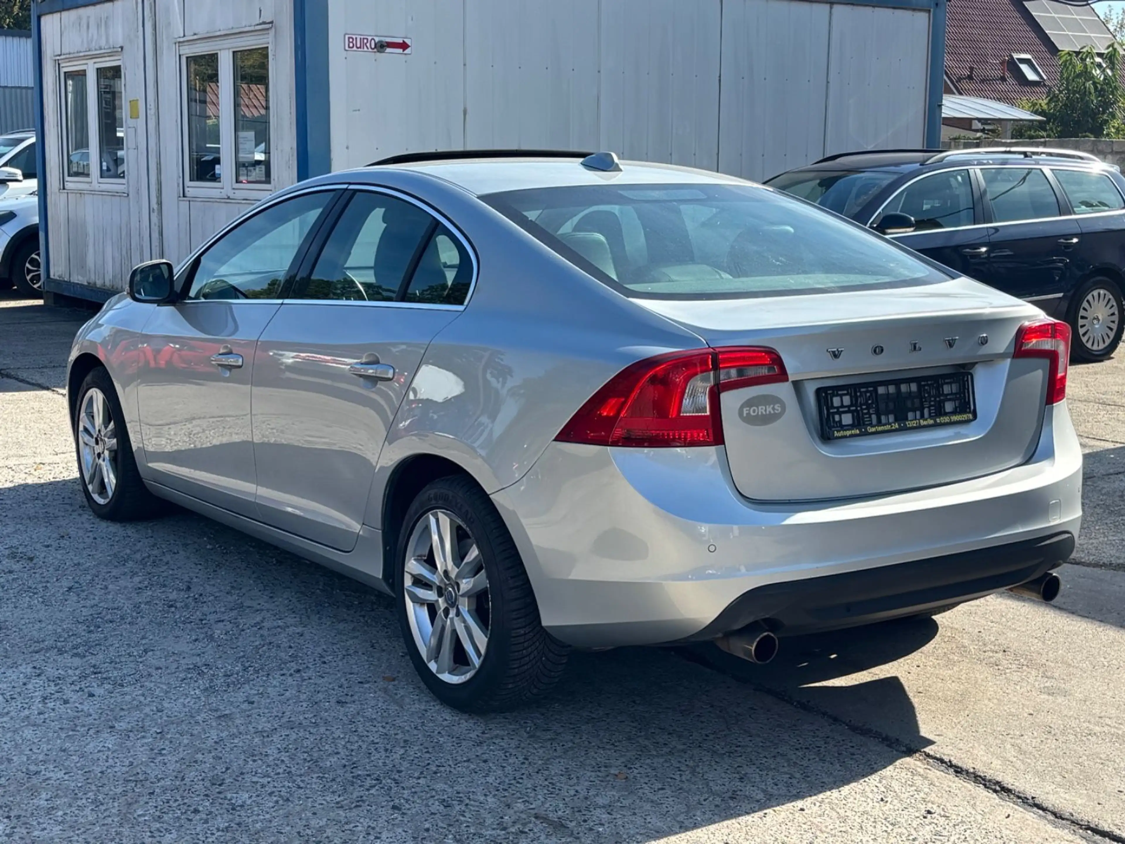 Volvo S60 2.0 T5 Summum Klima Automatik Leder Navi Kamera — photo 18
