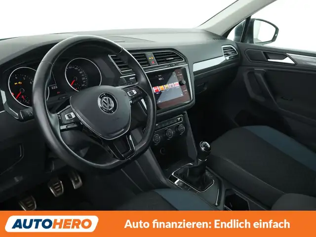Volkswagen Tiguan view 11