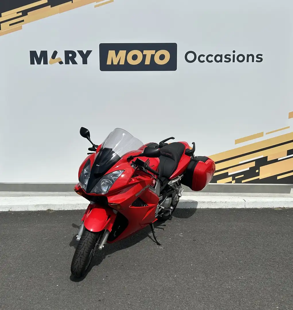 Honda VFR 800 Rouge - 2