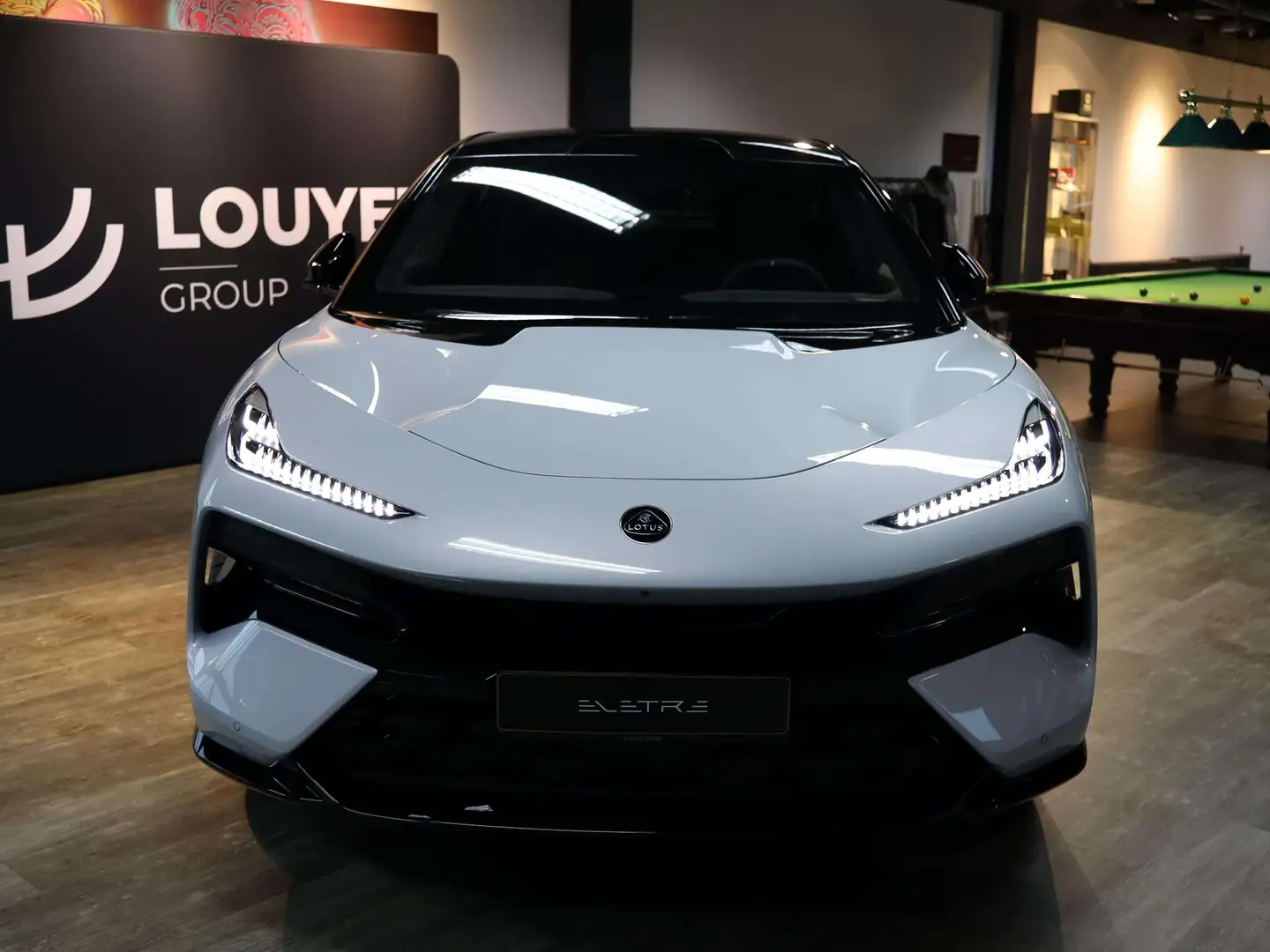 Lotus Eletre 600 GT SE Srebrny - 2