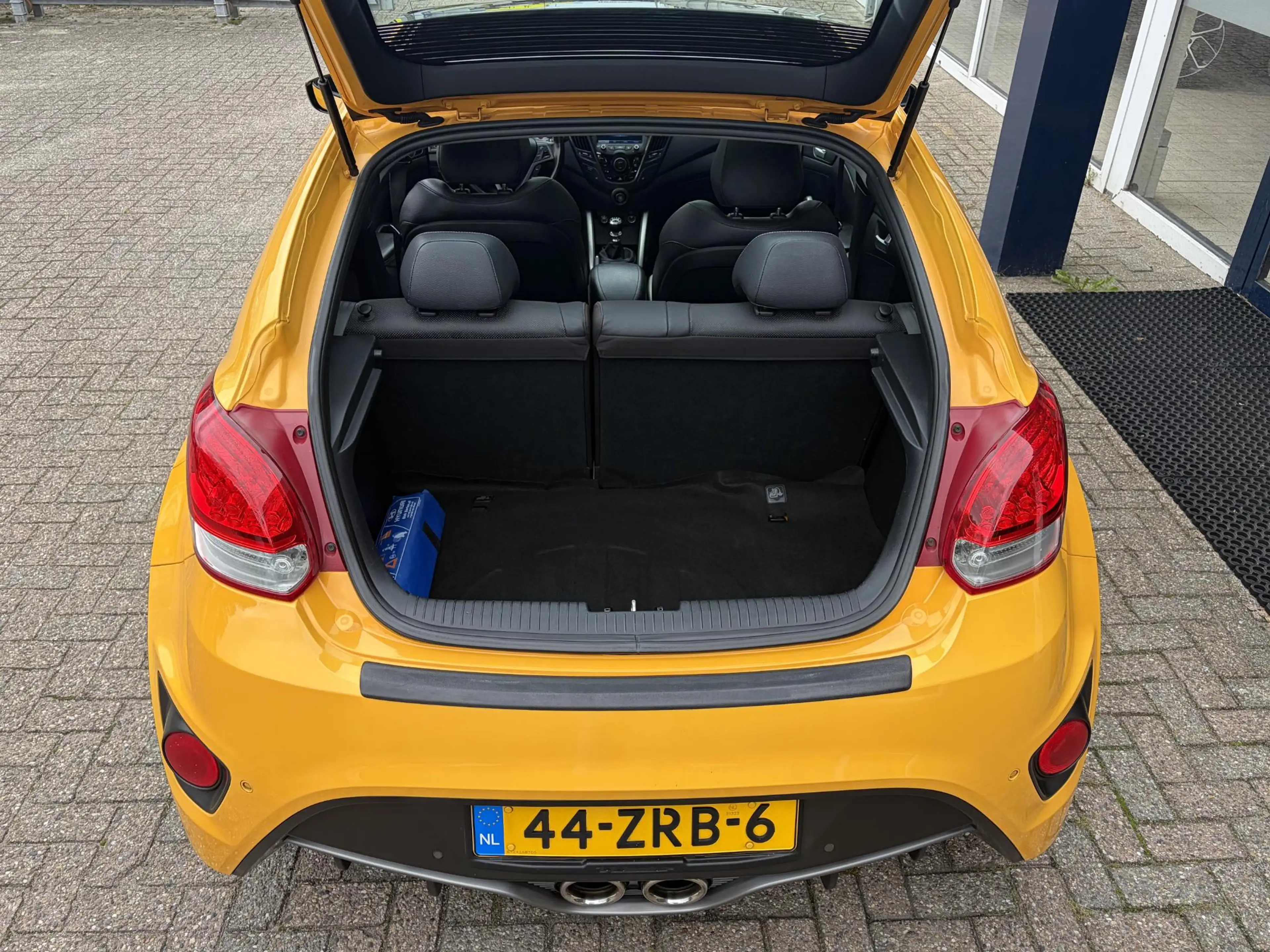 Hyundai VELOSTER 1.6 T-GDI i-Catcher / Uniek! / 220PK! 320NM! / Dea — photo 7