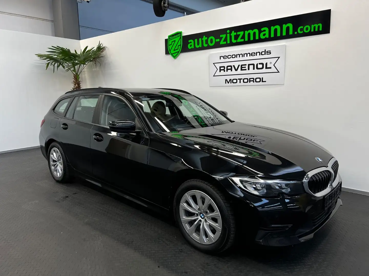 BMW 320 d Advantage*LEDER*CAM*ACC*TOP ZUSTAND* Noir - 1