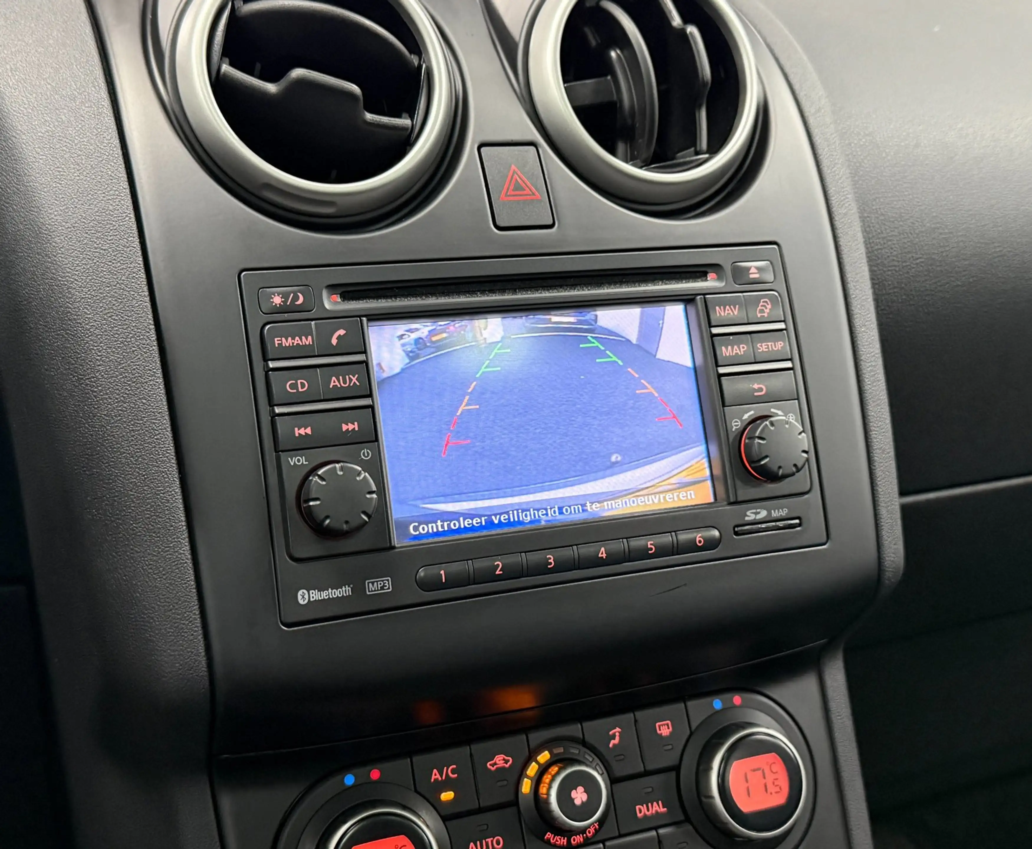 Nissan Qashqai 2.0 Connect Edition*Panodak*Trekhaak*Camera* — photo 8