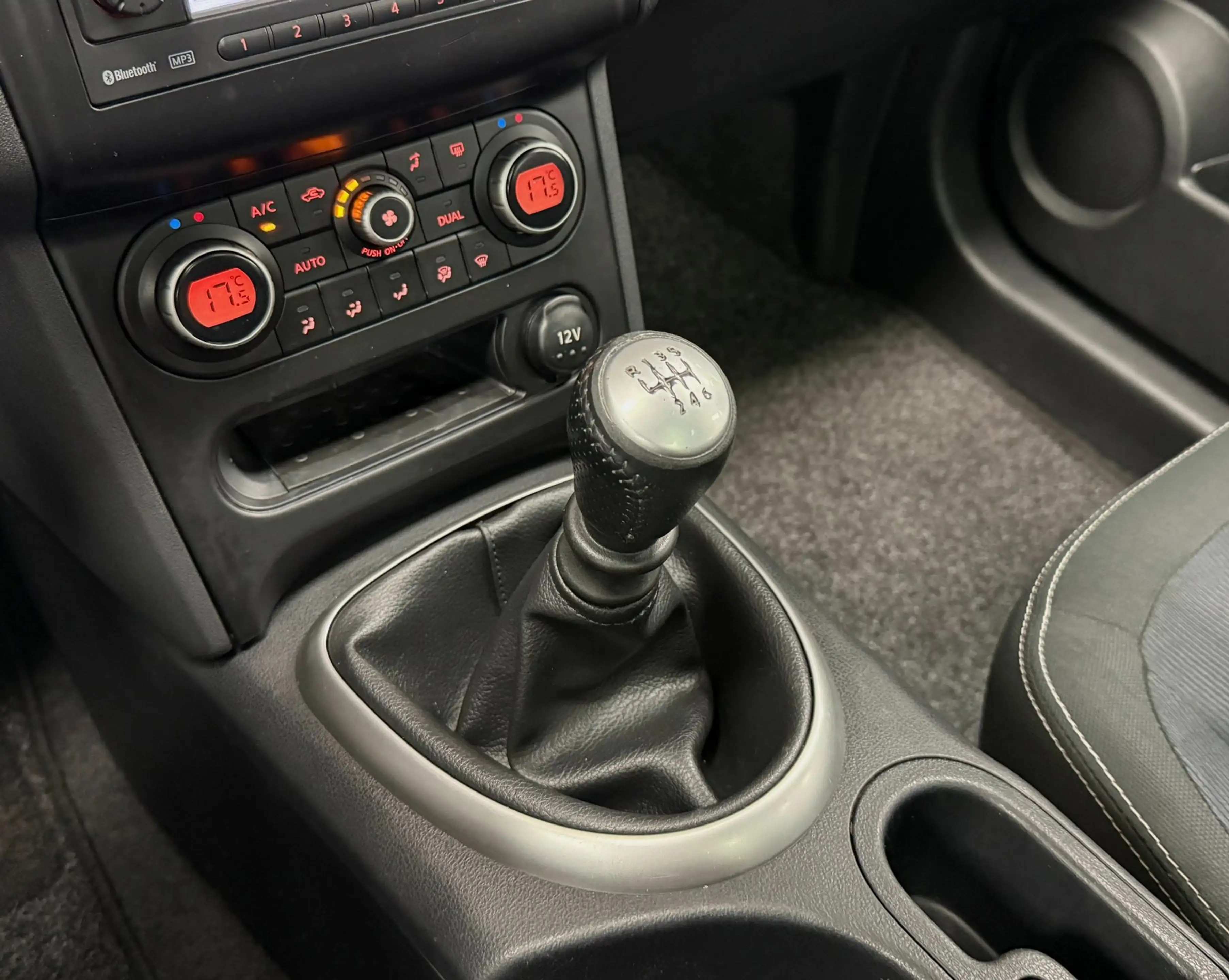 Nissan Qashqai 2.0 Connect Edition*Panodak*Trekhaak*Camera* — photo 11