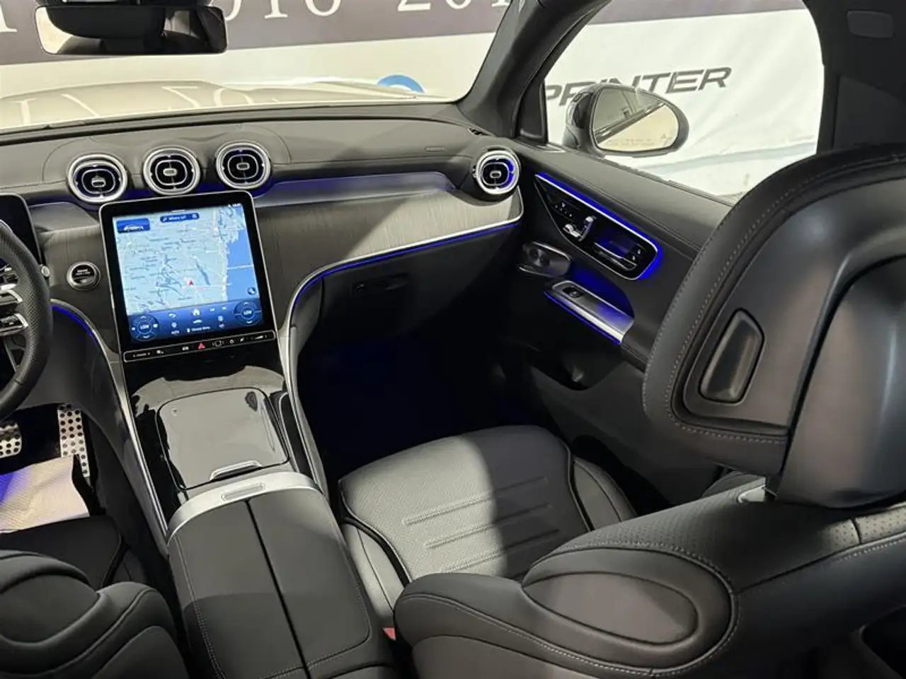 Mercedes-Benz GLC снимка Mercedes-Benz GLC