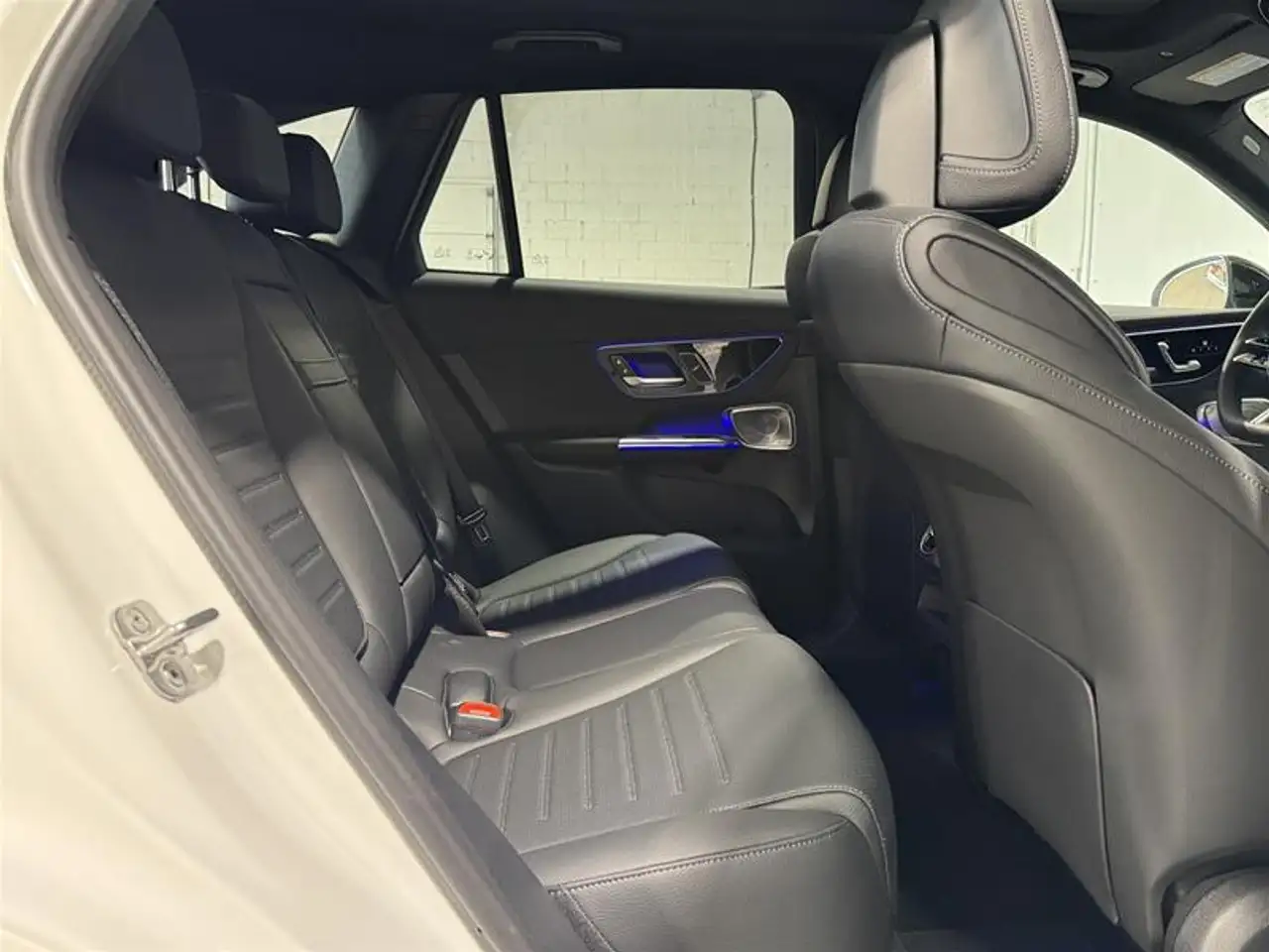 Mercedes-Benz GLC снимка Mercedes-Benz GLC