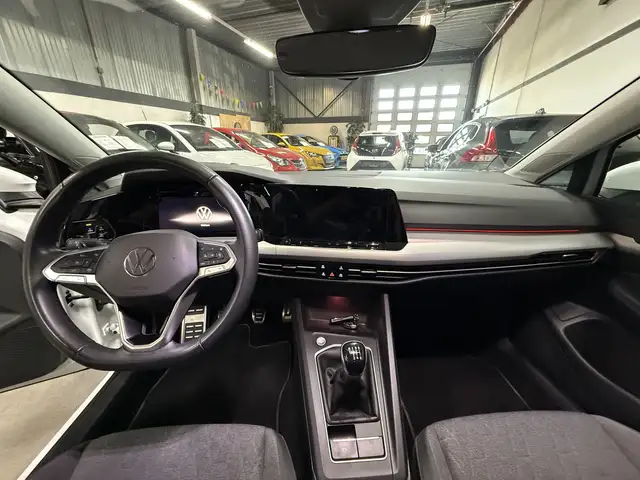 Volkswagen Golf view 8
