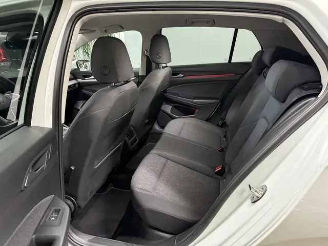 Volkswagen Golf view 6