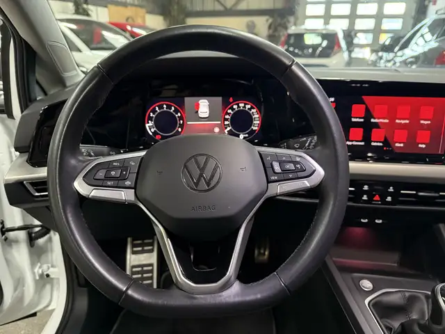 Volkswagen Golf view 10