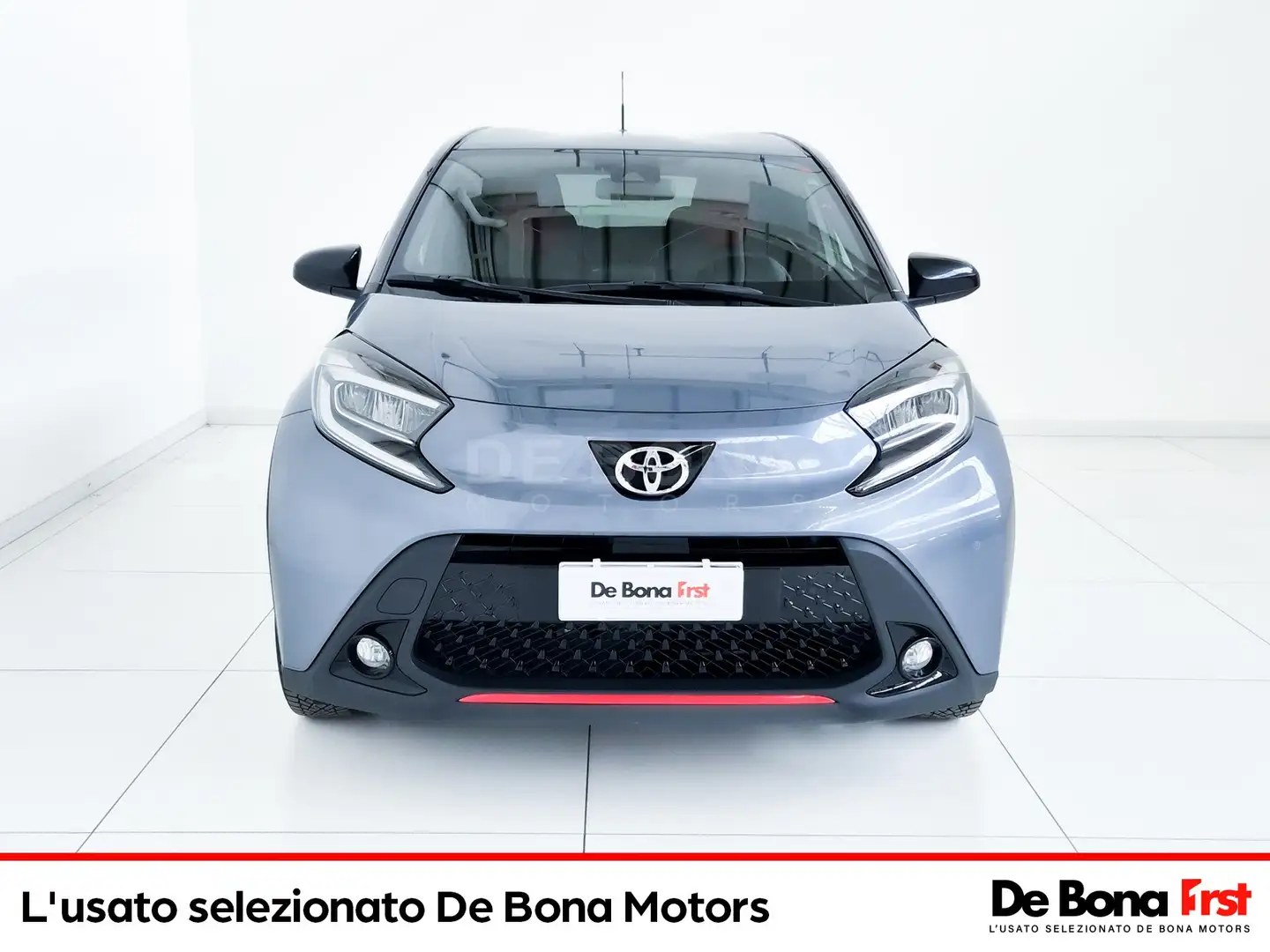 Toyota Aygo X x 1.0 limited 72cv s-cvt Grigio - 2