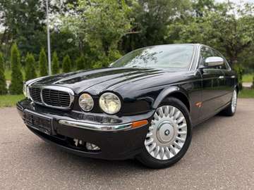 4.2 V8/TV/SHD/