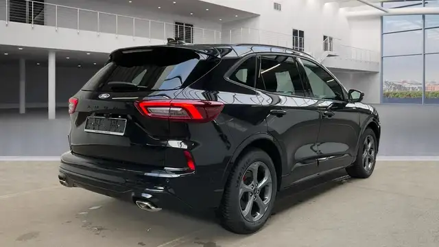 Ford Kuga view 3
