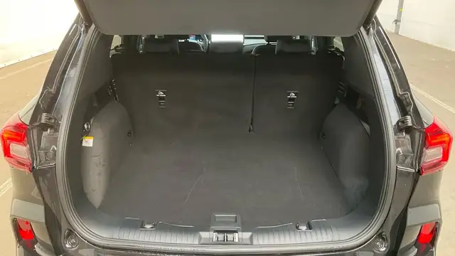 Ford Kuga view 4