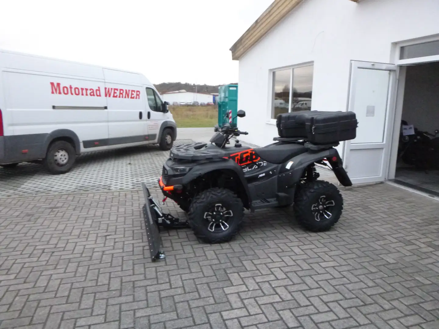 TGB Blade 560 Blade 560 ABS Touring T3 Topcase Schneeschild Negro - 2