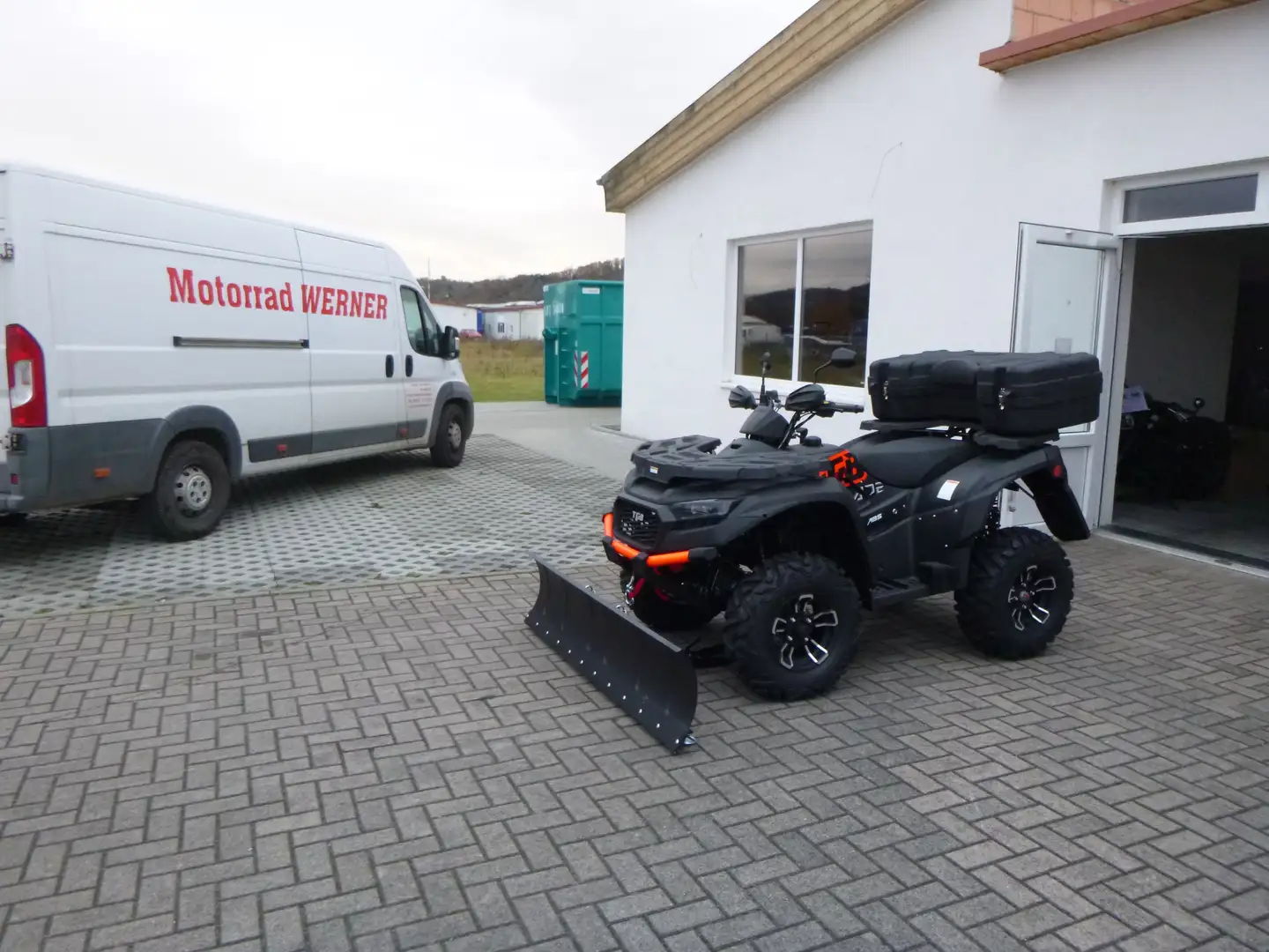 TGB Blade 560 Blade 560  ABS Touring T3 Czarny - 1
