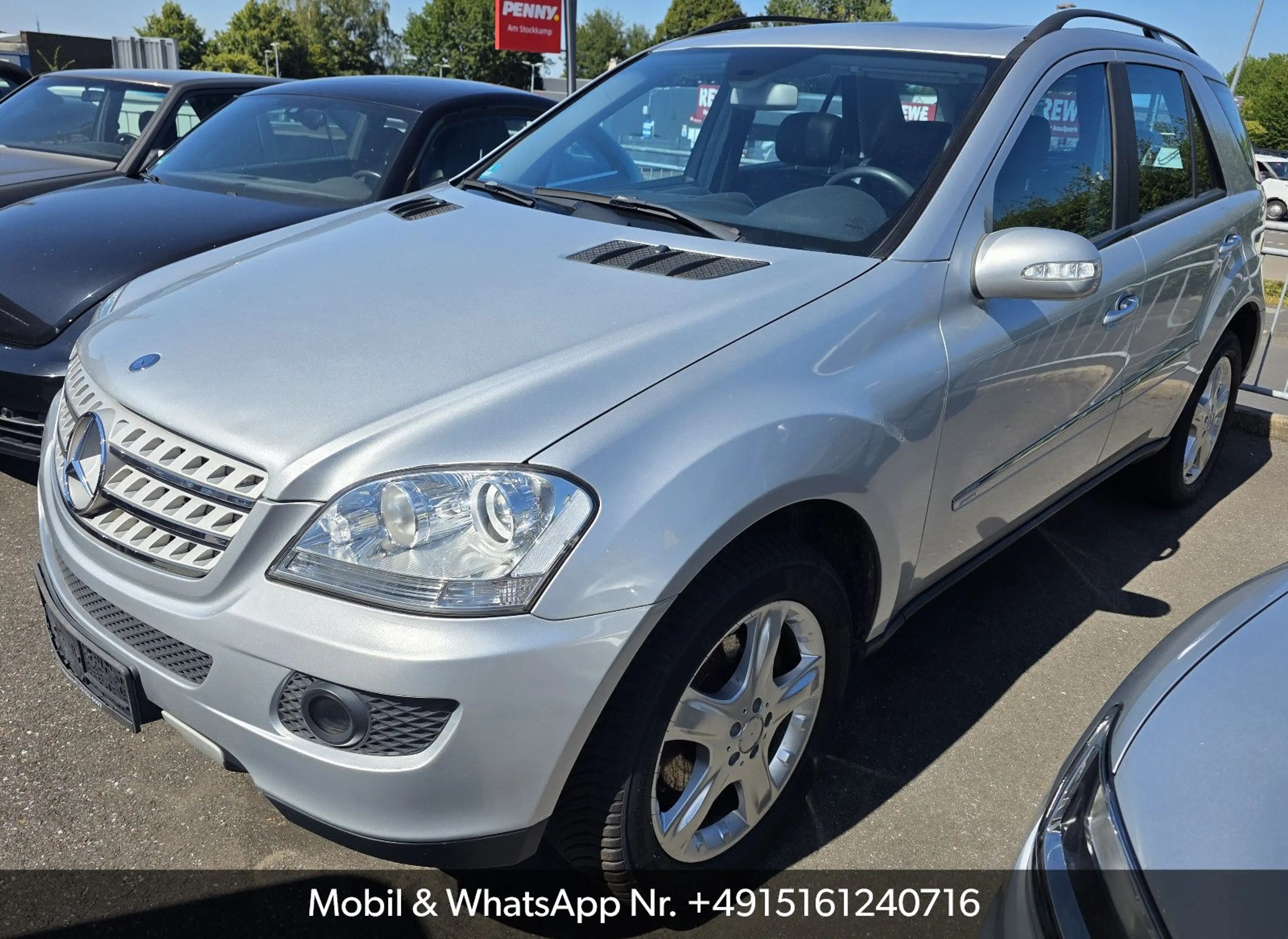 Mercedes-Benz ML 320 CDI 4MATIC Sport Luftfahrwerk+Leder+AHK++