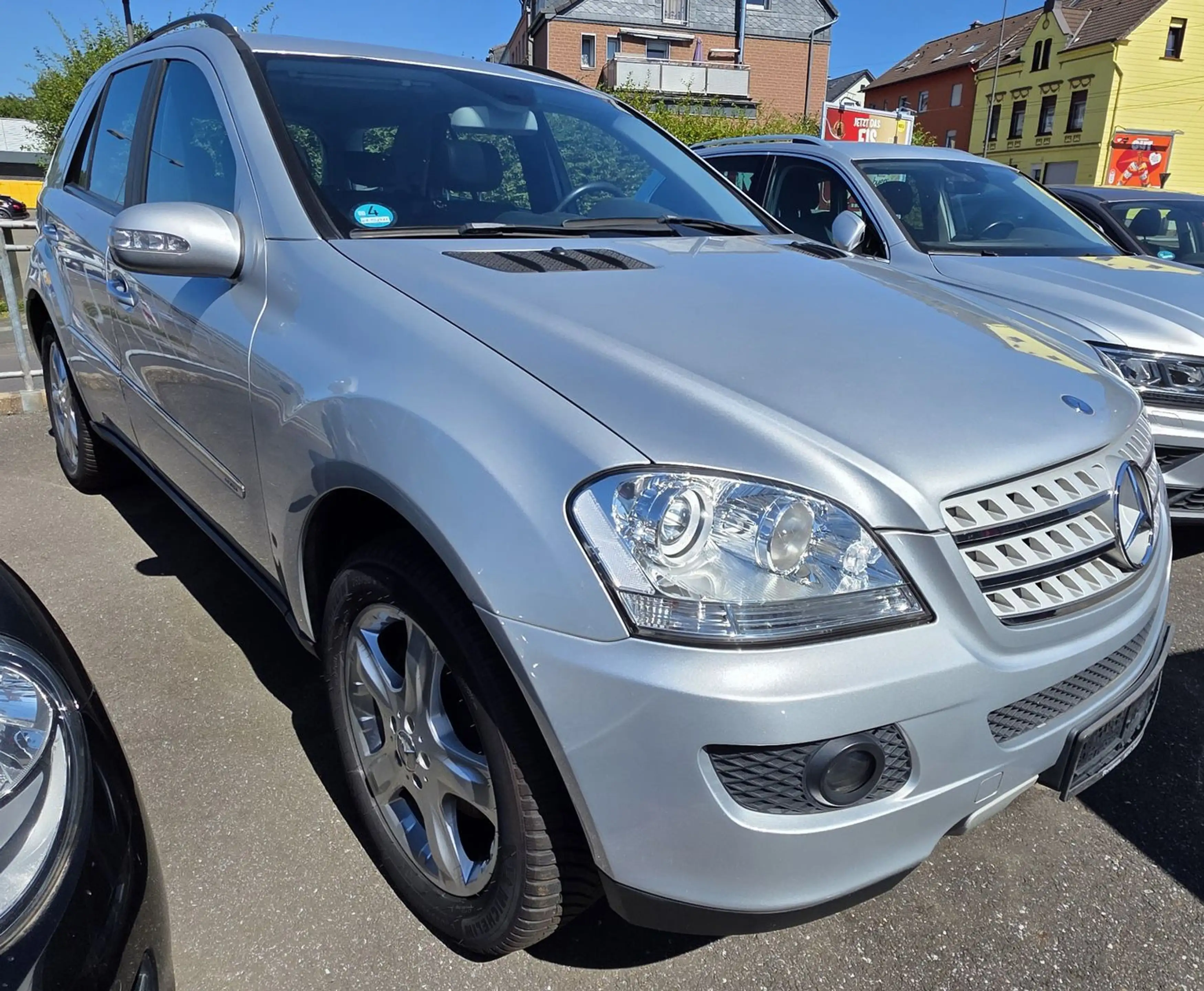 Mercedes-Benz ML 320 CDI 4MATIC Sport Luftfahrwerk+Leder+AHK++ — photo 12