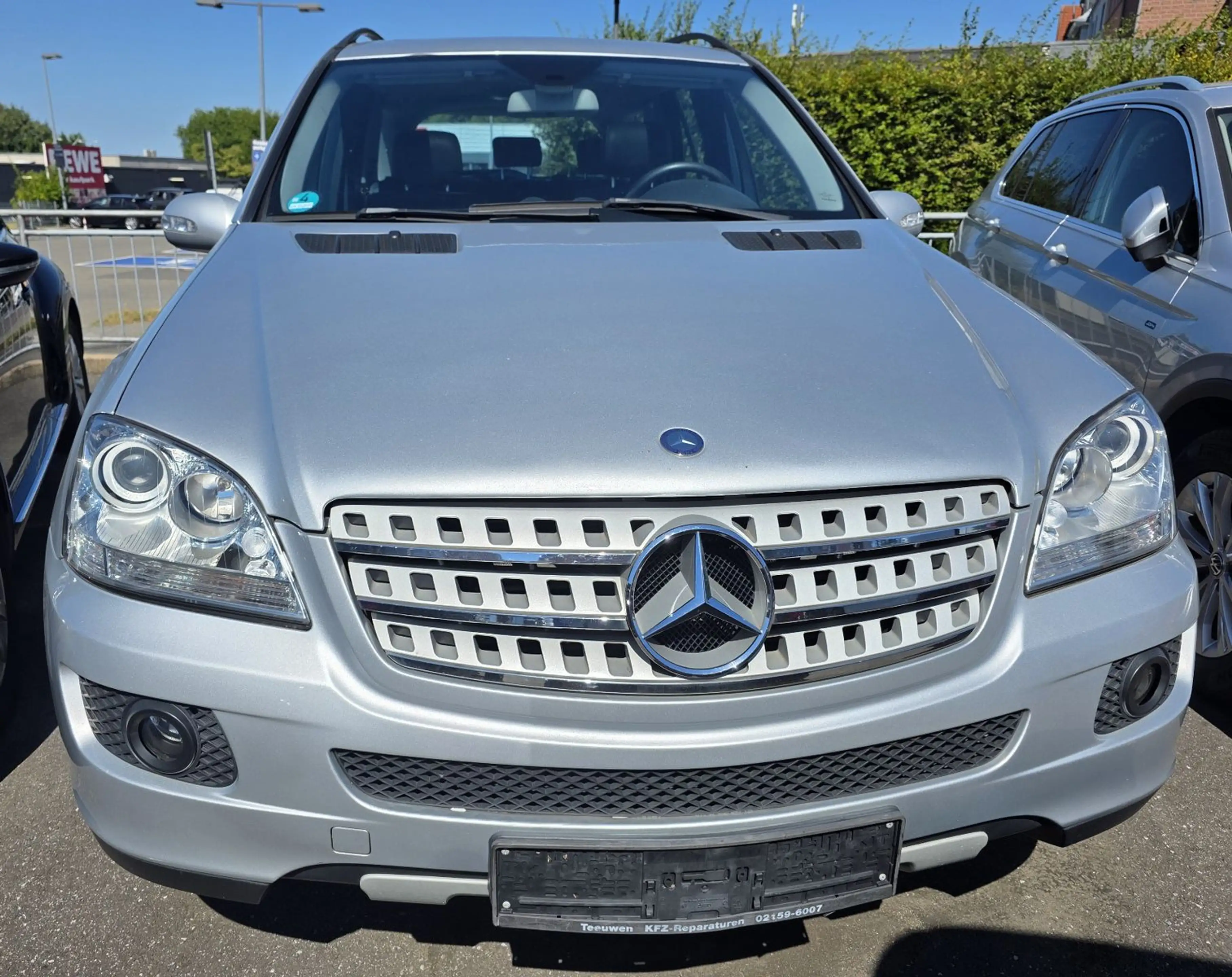 Mercedes-Benz ML 320 CDI 4MATIC Sport Luftfahrwerk+Leder+AHK++ — photo 2
