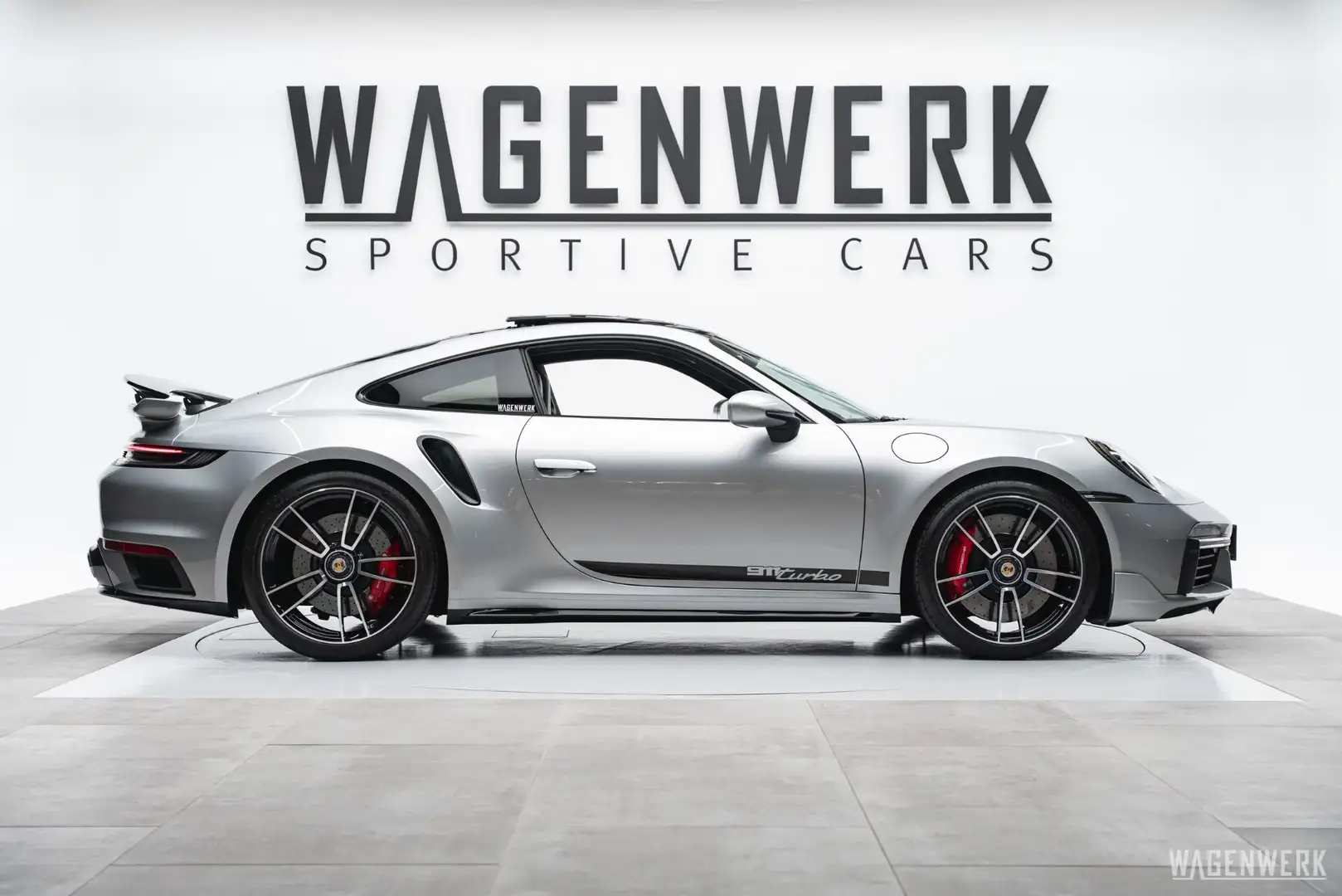 Porsche 992 Turbo Coupe PDK AEROKIT GLASDACH BOSE MATRIX KEYL Silber - 2