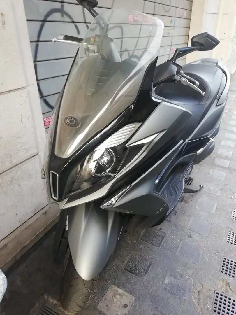 Kymco Downtown 350i Šedá - 1