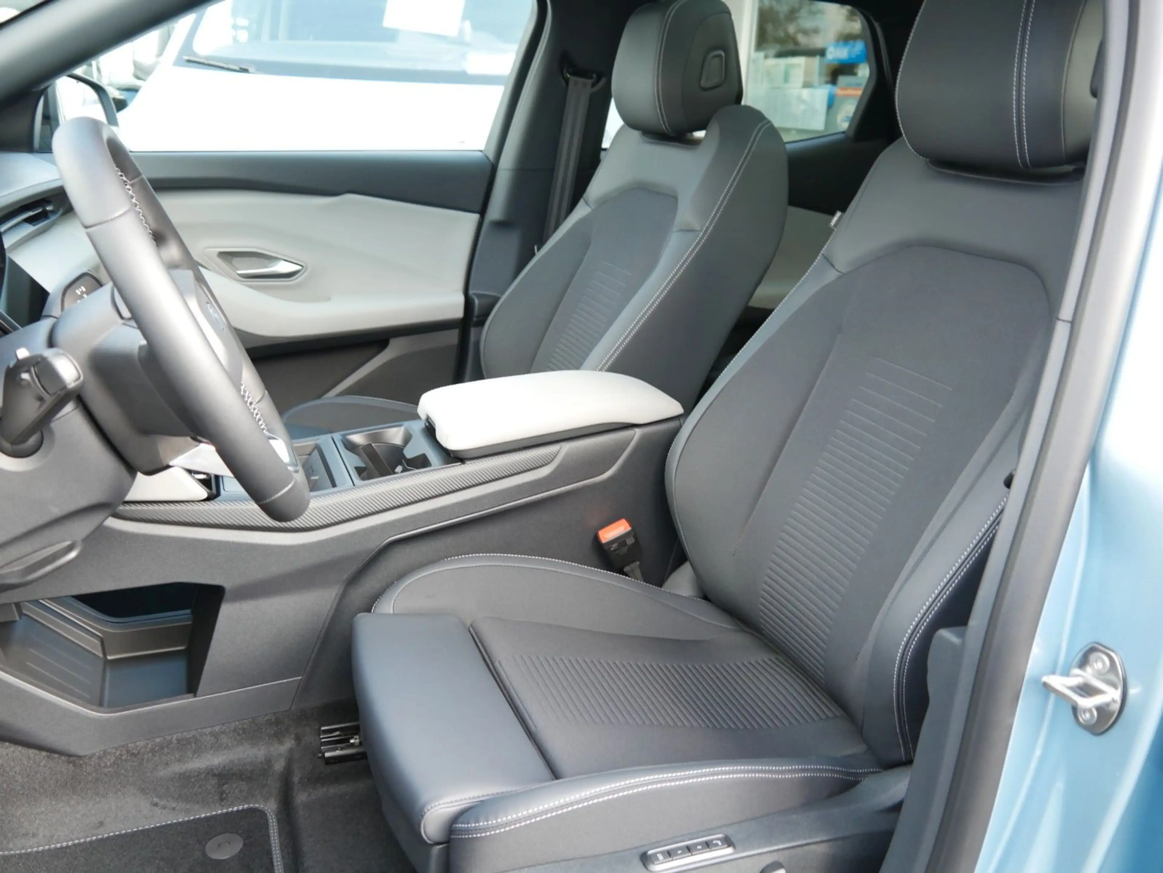 Ford Explorer Premium Extended Range RWD + AHK + ACC — photo 3
