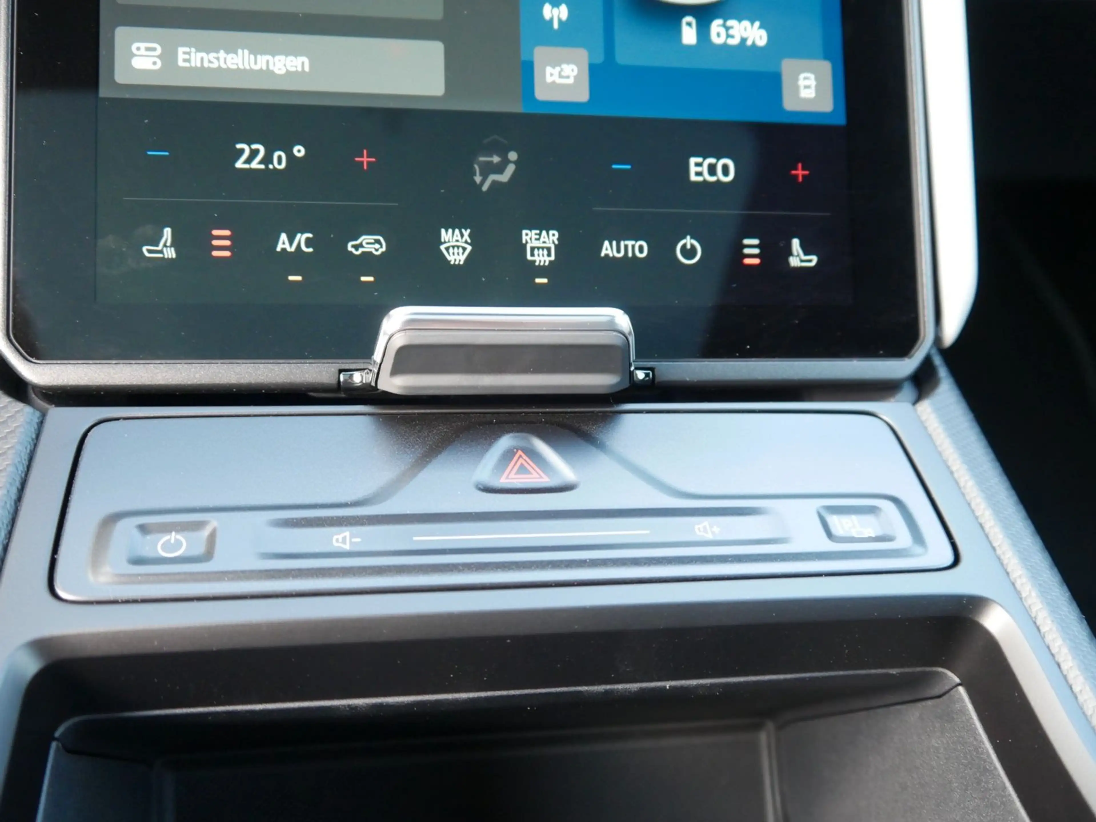 Ford Explorer Premium Extended Range RWD + AHK + ACC — photo 10