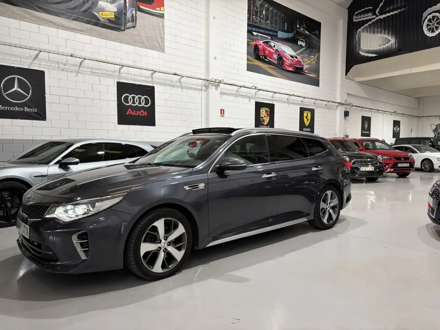 Kia Optima SW 1.7CRDI Eco-Dynamics GT Line DCT Gris - 2