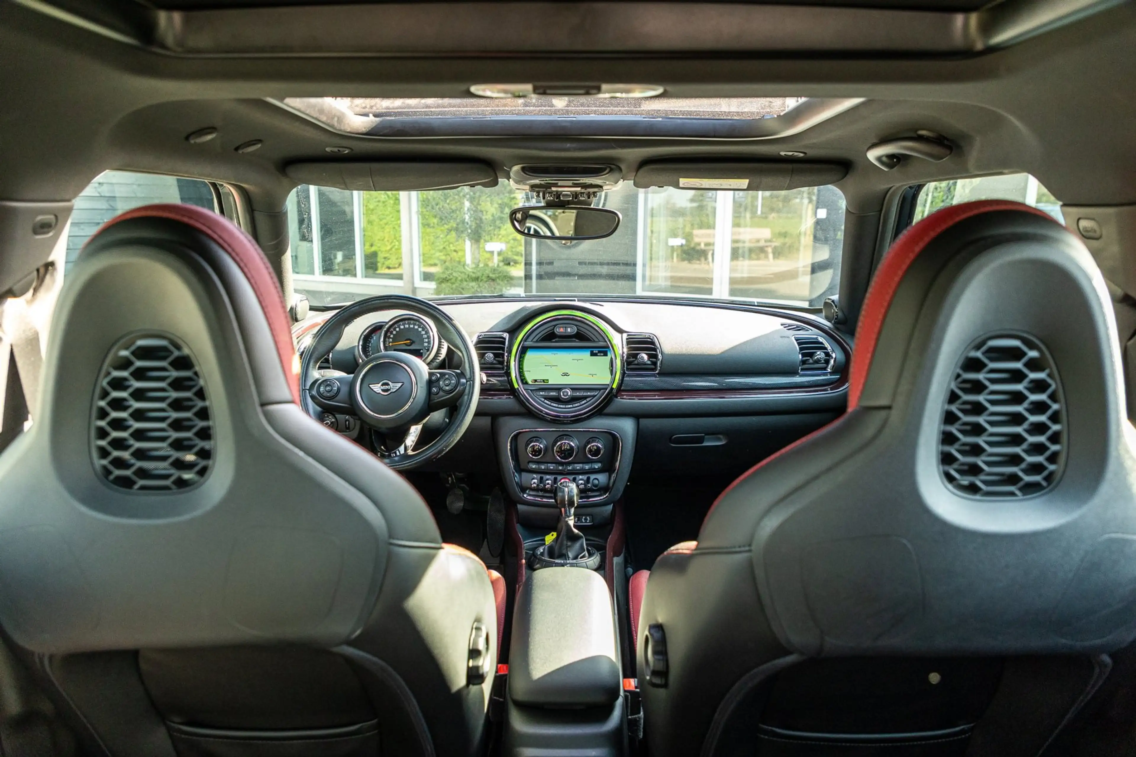 MINI Cooper Clubman 1.5 Chili Serious Business Panoramadak I Leder Alc — photo 7