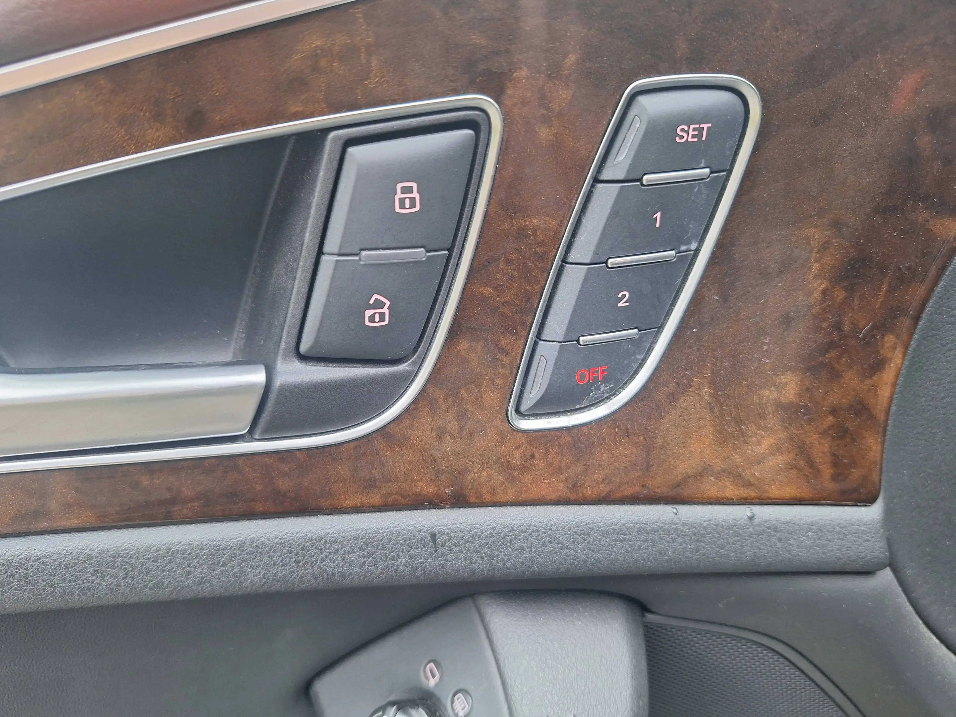 Audi A6 3.0 TDI quattro Pano, AHK, Leder, ACC — photo 11
