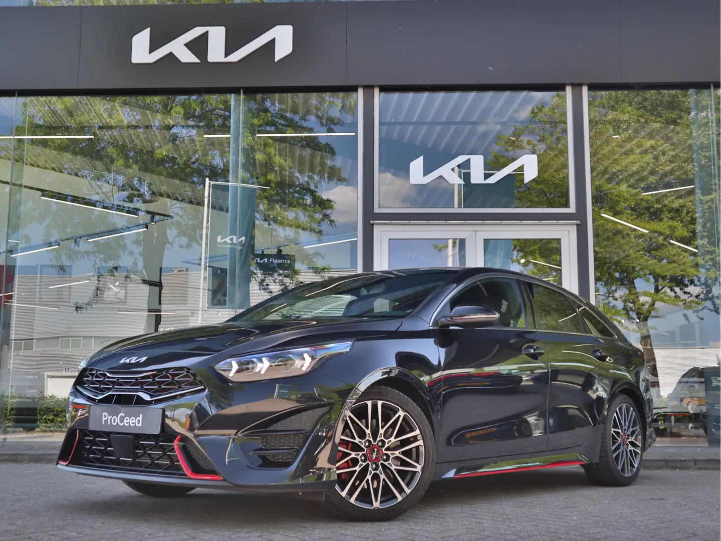 Kia ProCeed / pro_cee'd 1.6 T-GDi GT | 204PK | GT | Navigatie | Digitaal D Nero - 1